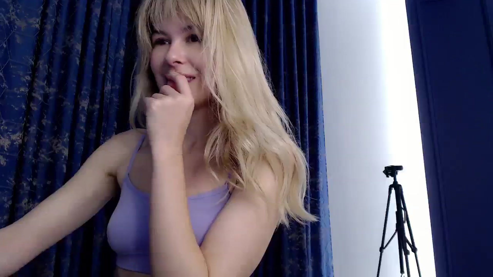 Gallery image thumbnail from Cute_BB's myfreecams stream on, 10/28/2023, 20:59 image 17 of 20