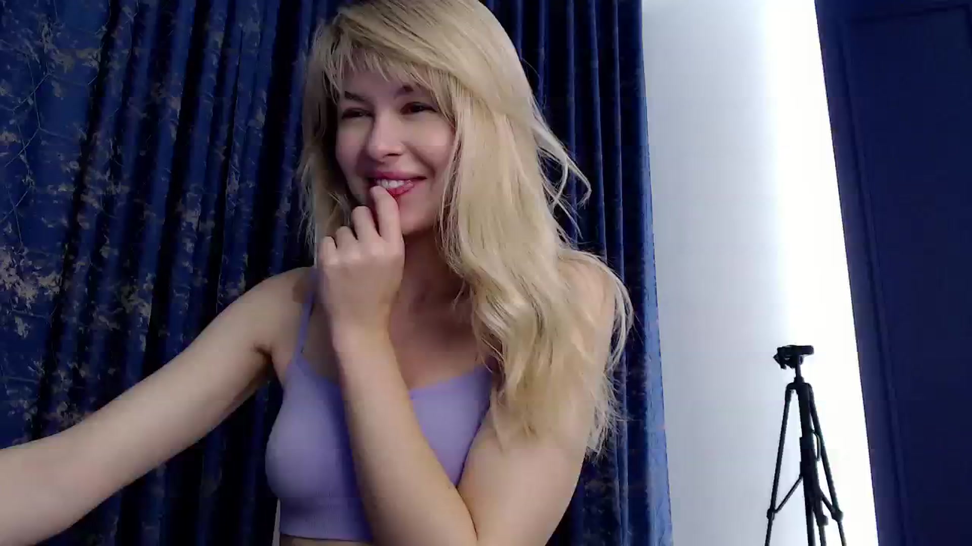Gallery image thumbnail from Cute_BB's myfreecams stream on, 10/28/2023, 21:58 image 5 of 20