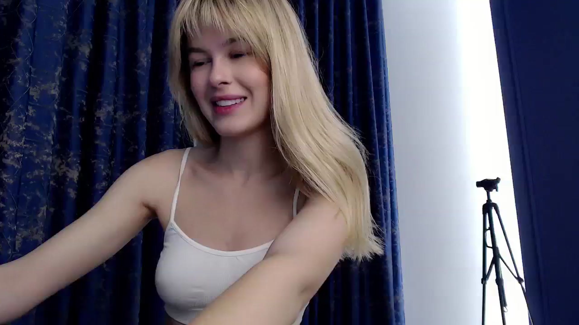Gallery image thumbnail from Cute_BB's myfreecams stream on, 11/02/2023, 21:44 image 9 of 20