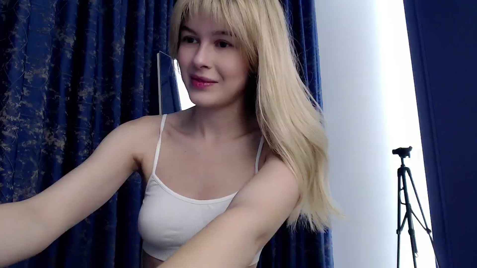 Gallery image thumbnail from Cute_BB's myfreecams stream on, 11/02/2023, 21:44 image 4 of 20