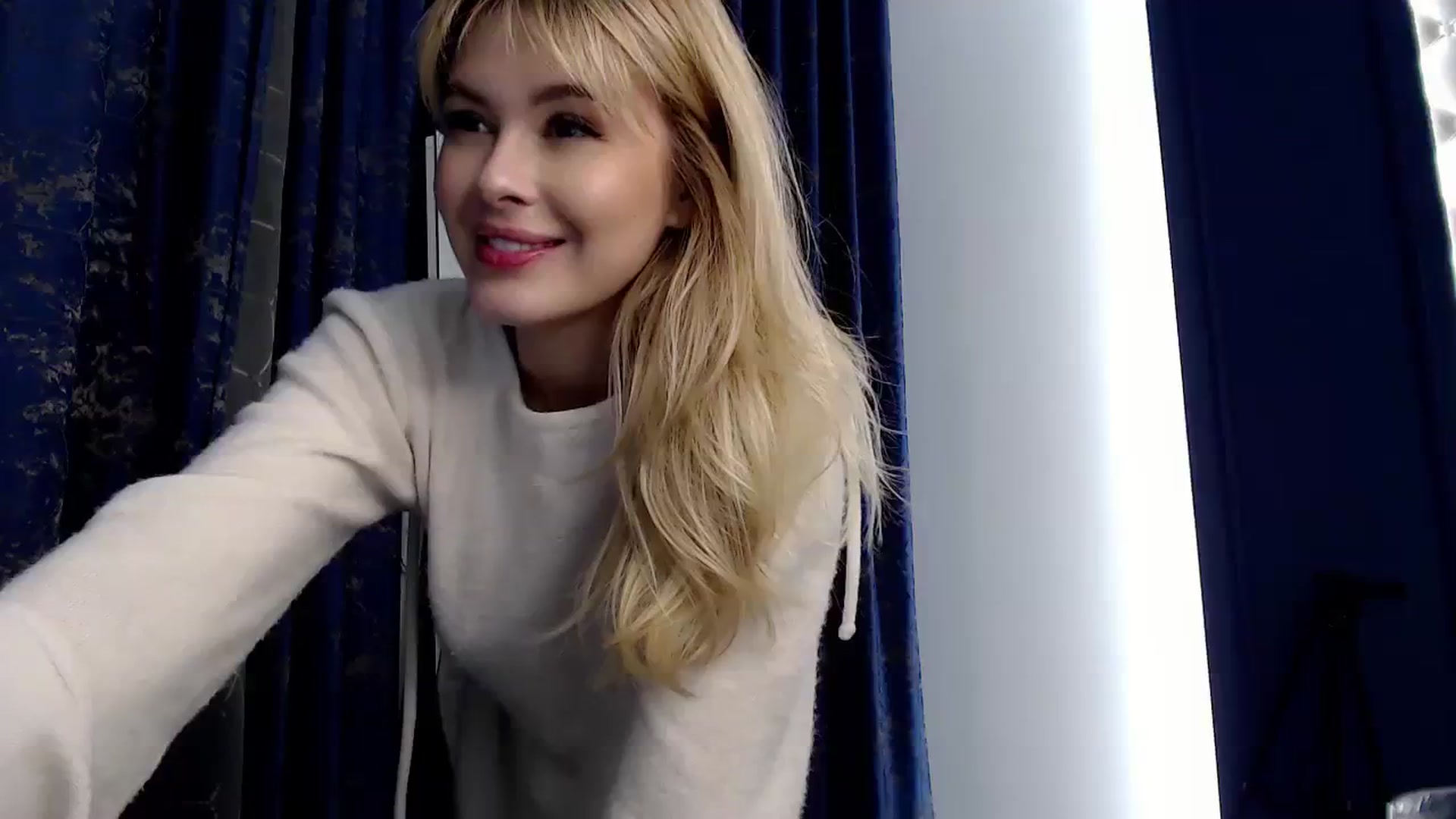 Gallery image thumbnail from Cute_BB's myfreecams stream on, 11/09/2023, 21:43 image 12 of 20