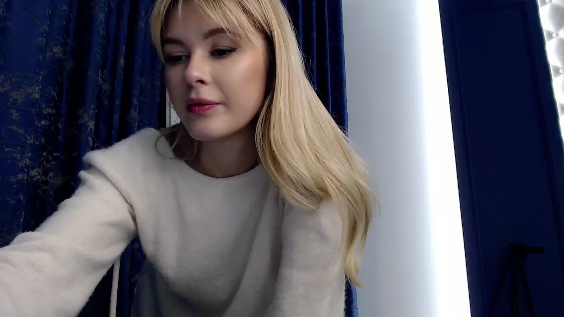 Gallery image thumbnail from Cute_BB's myfreecams stream on, 11/09/2023, 21:43 image 19 of 20