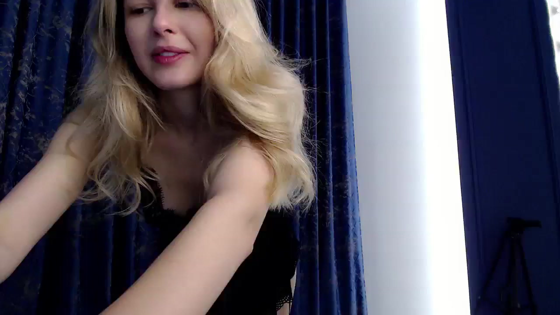 Gallery image thumbnail from Cute_BB's myfreecams stream on, 11/11/2023, 22:28 image 10 of 20