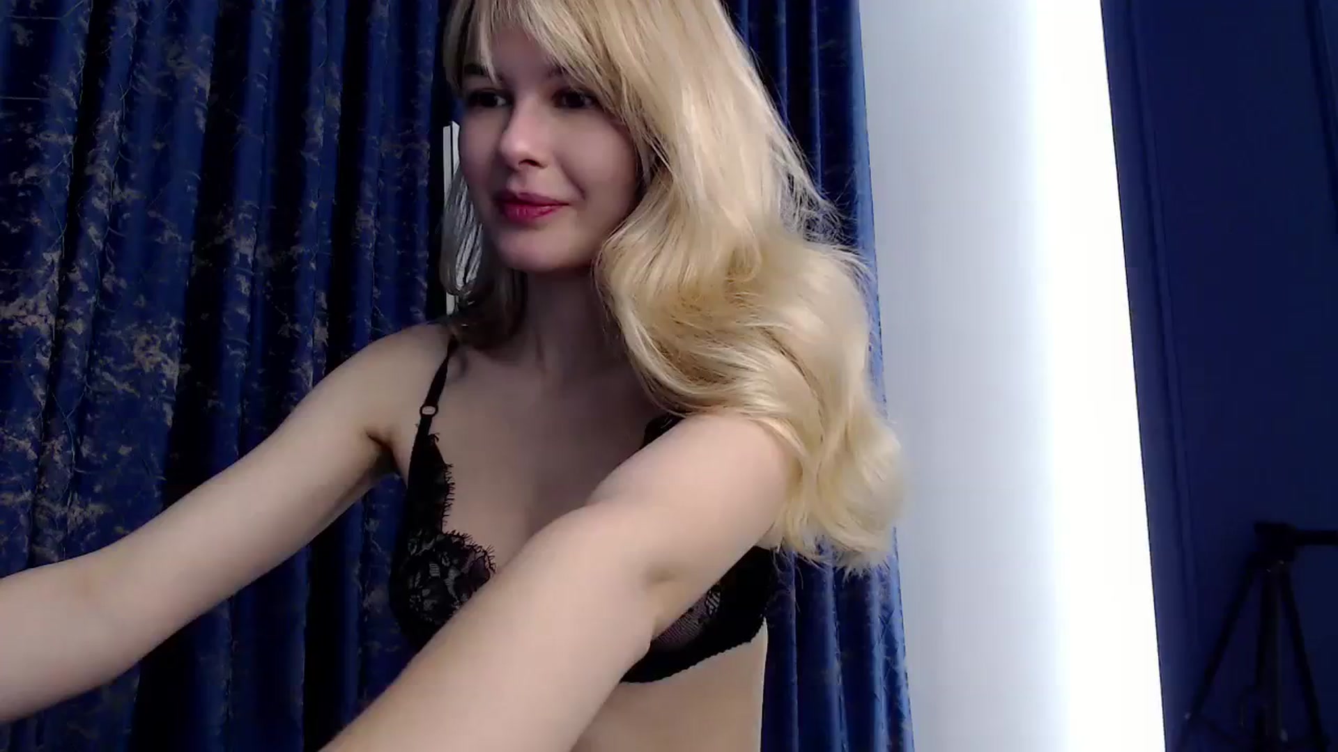 Gallery image thumbnail from Cute_BB's myfreecams stream on, 11/11/2023, 22:28 image 19 of 20