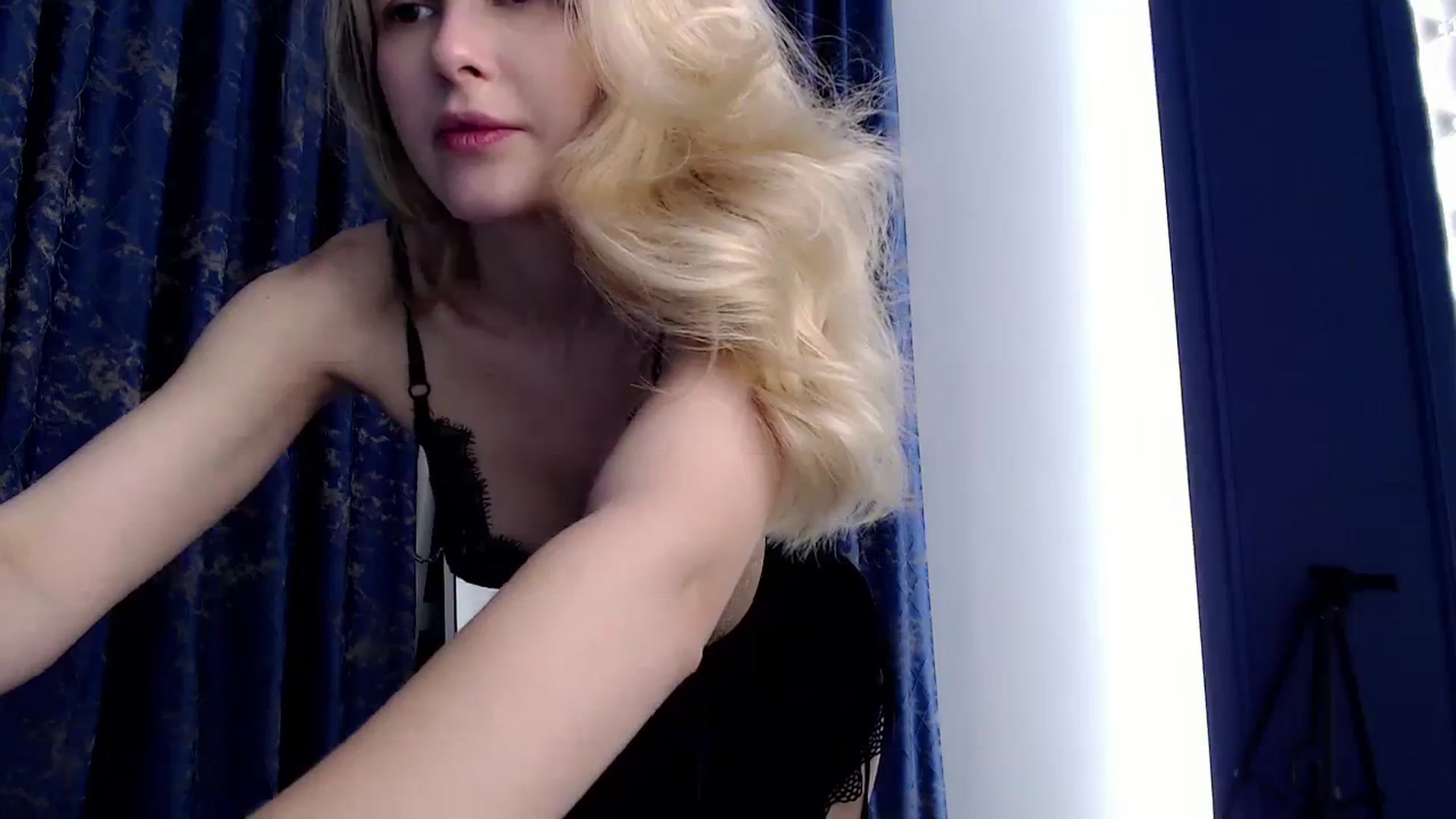Gallery image thumbnail from Cute_BB's myfreecams stream on, 11/11/2023, 22:28 image 5 of 20