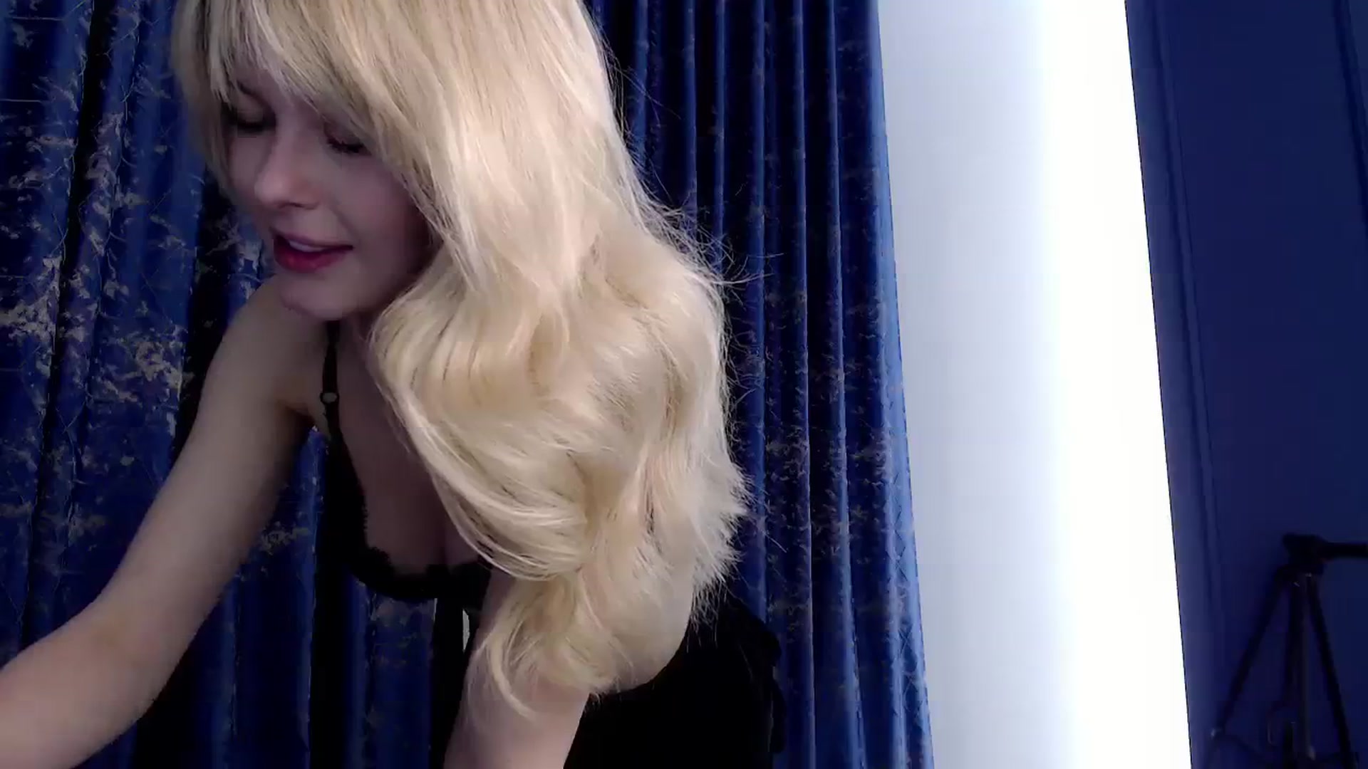 Gallery image thumbnail from Cute_BB's myfreecams stream on, 11/11/2023, 22:28 image 18 of 20
