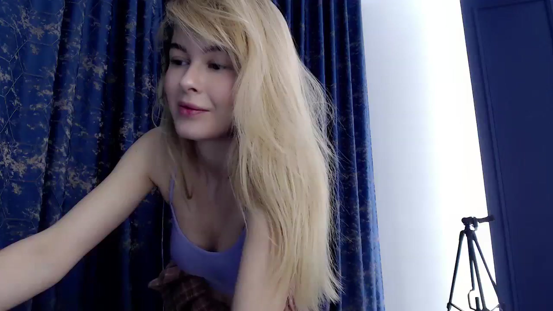 Gallery image thumbnail from Cute_BB's myfreecams stream on, 11/13/2023, 22:57 image 4 of 20