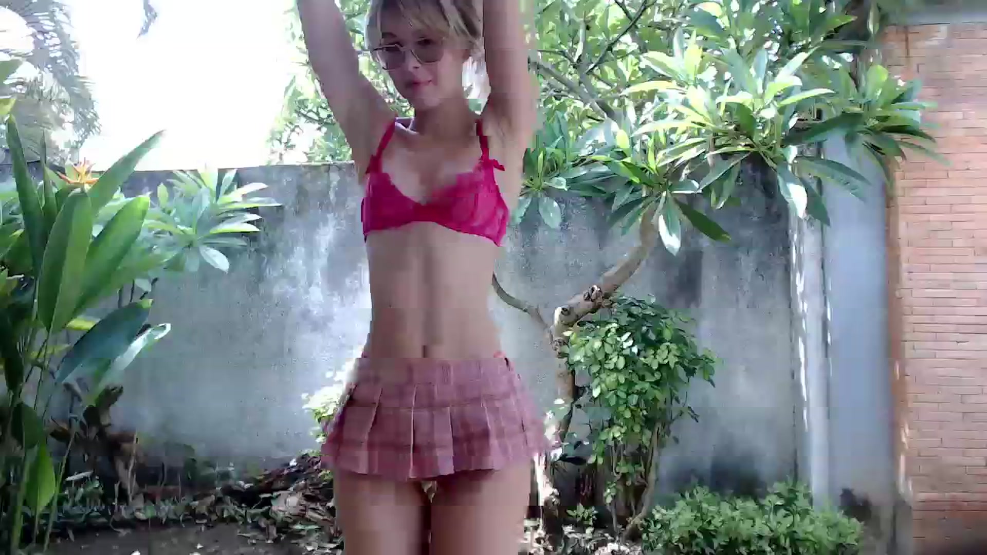 Gallery image thumbnail from Cute_BB's myfreecams stream on, 11/29/2023, 02:02 image 17 of 20