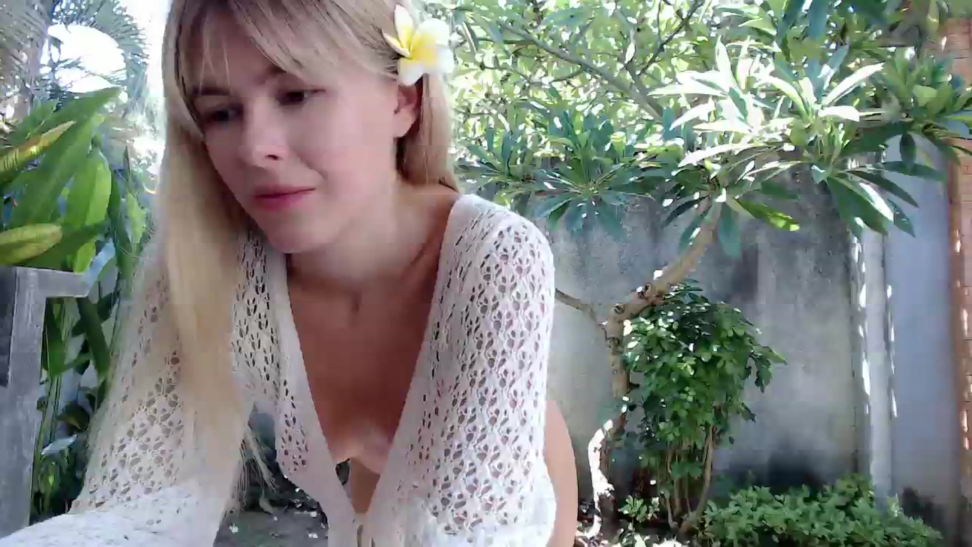 Gallery image thumbnail from Cute_BB's myfreecams stream on, 12/13/2023, 02:08 image 12 of 20