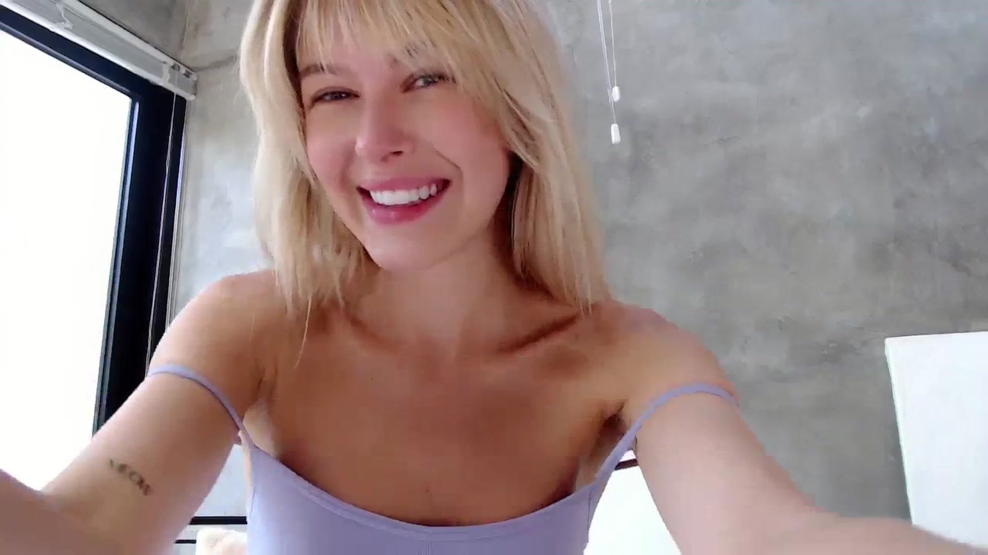 Gallery image thumbnail from Cute_BB's myfreecams stream on, 12/20/2023, 01:06 image 8 of 20