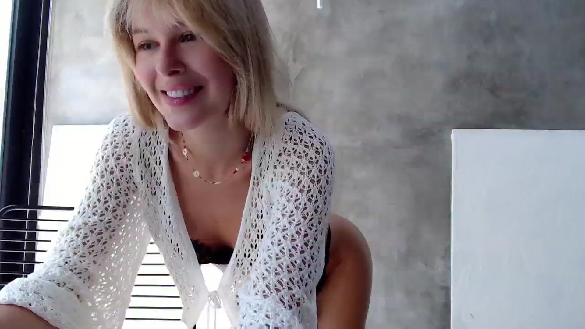 Gallery image thumbnail from Cute_BB's myfreecams stream on, 12/21/2023, 02:38 image 15 of 20