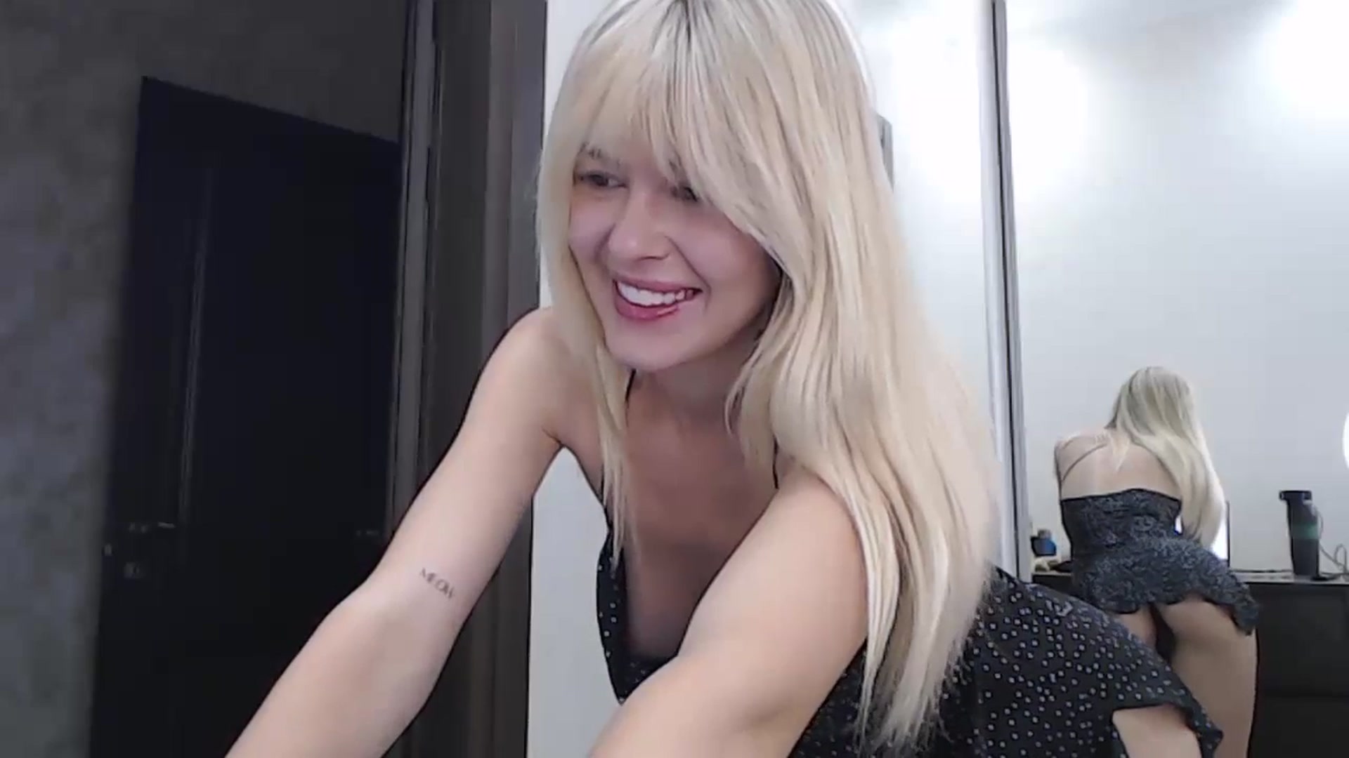 Gallery image thumbnail from Cute_BB's myfreecams stream on, 06/19/2024, 20:27 image 7 of 20