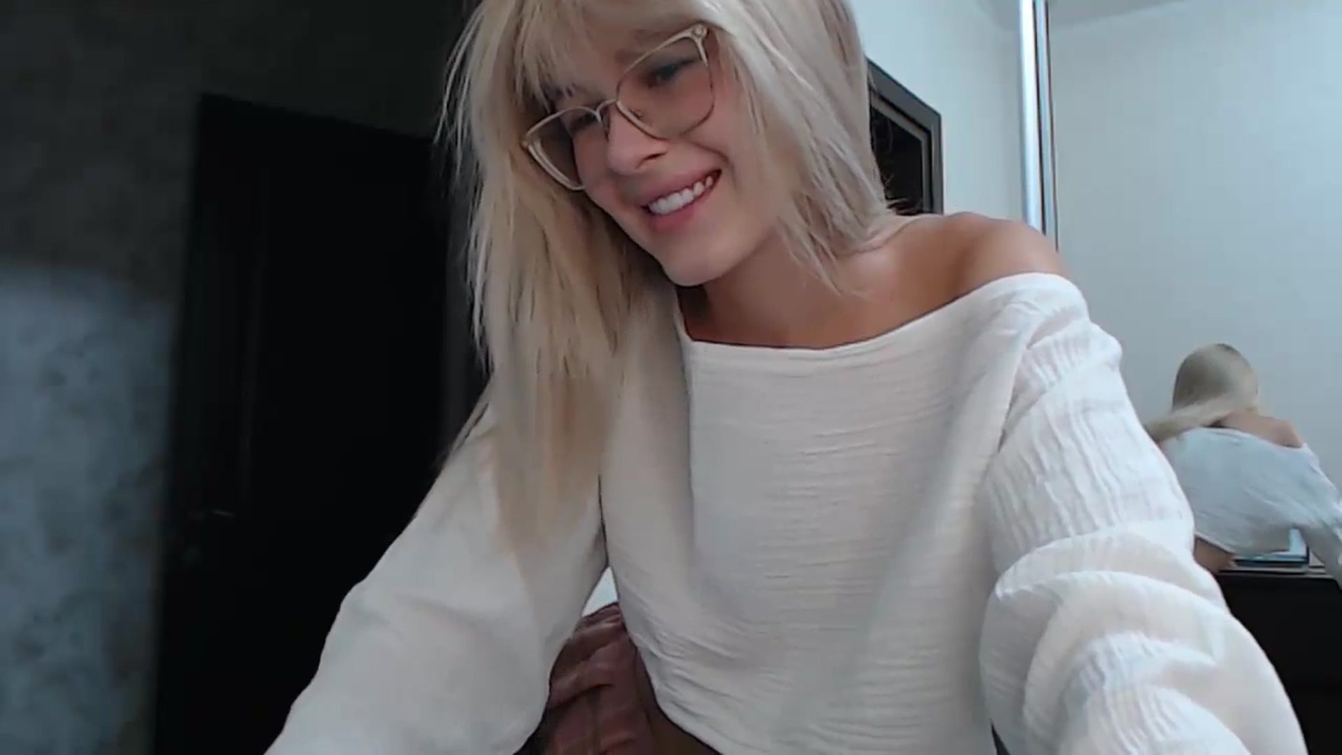 Gallery image thumbnail from Cute_BB's myfreecams stream on, 06/22/2024, 20:41 image 6 of 20