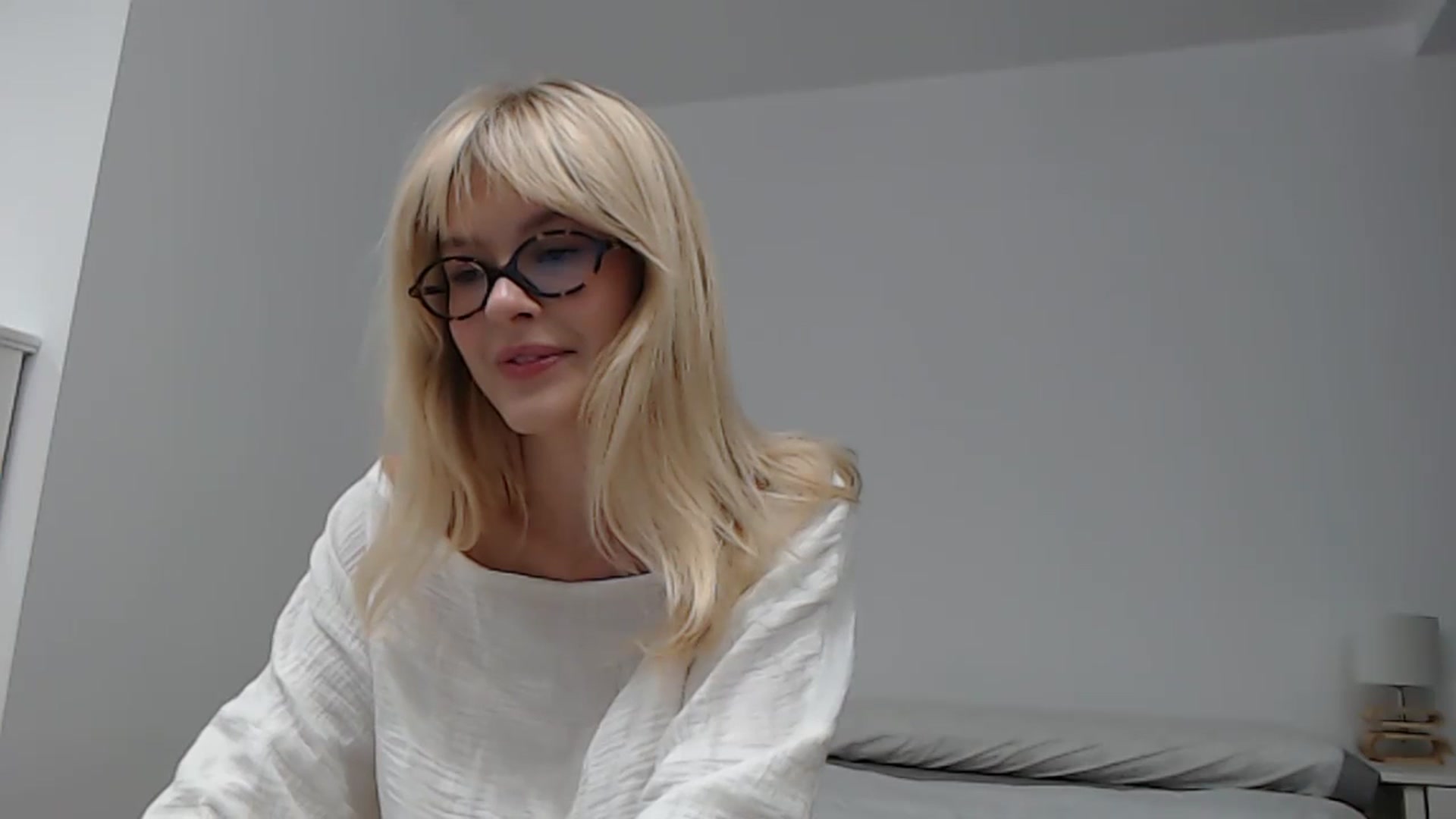 Gallery image thumbnail from Cute_BB's myfreecams stream on, 08/21/2024, 21:47 image 3 of 20