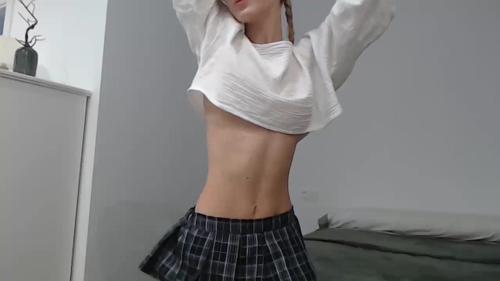 Gallery image thumbnail from Cute_BB's myfreecams stream on, 10/26/2024, 21:47 image 10 of 20
