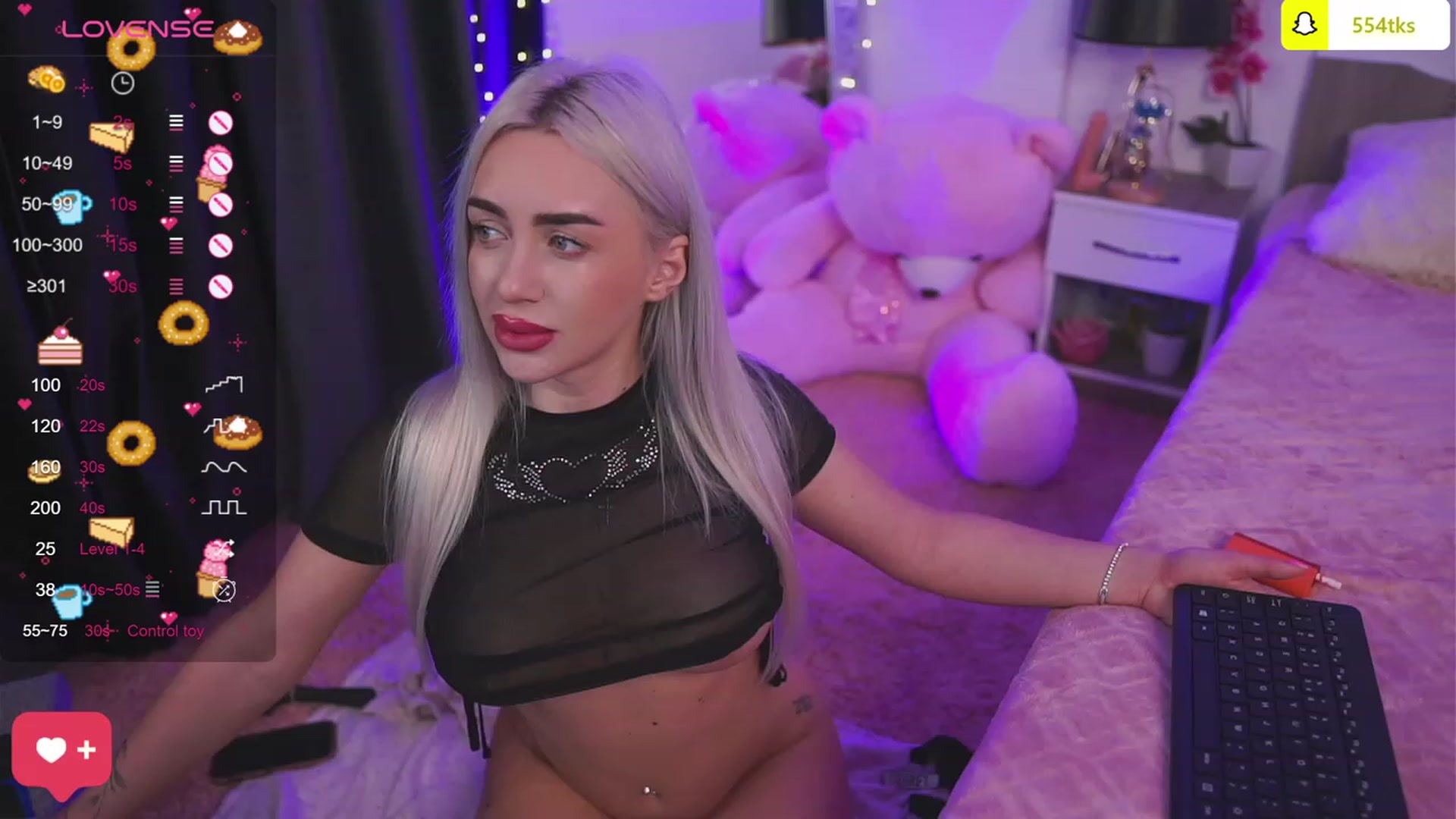 Gallery image thumbnail from Cute_Blondie's myfreecams stream on, 02/05/2024, 06:27 image 1 of 20