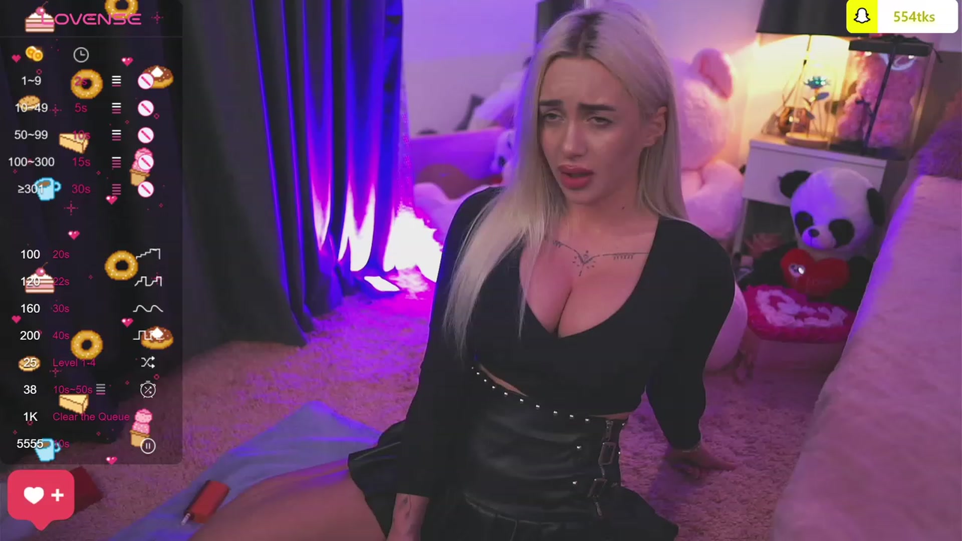 Gallery image thumbnail from Cute_Blondie's myfreecams stream on, 02/25/2024, 11:25 image 9 of 20