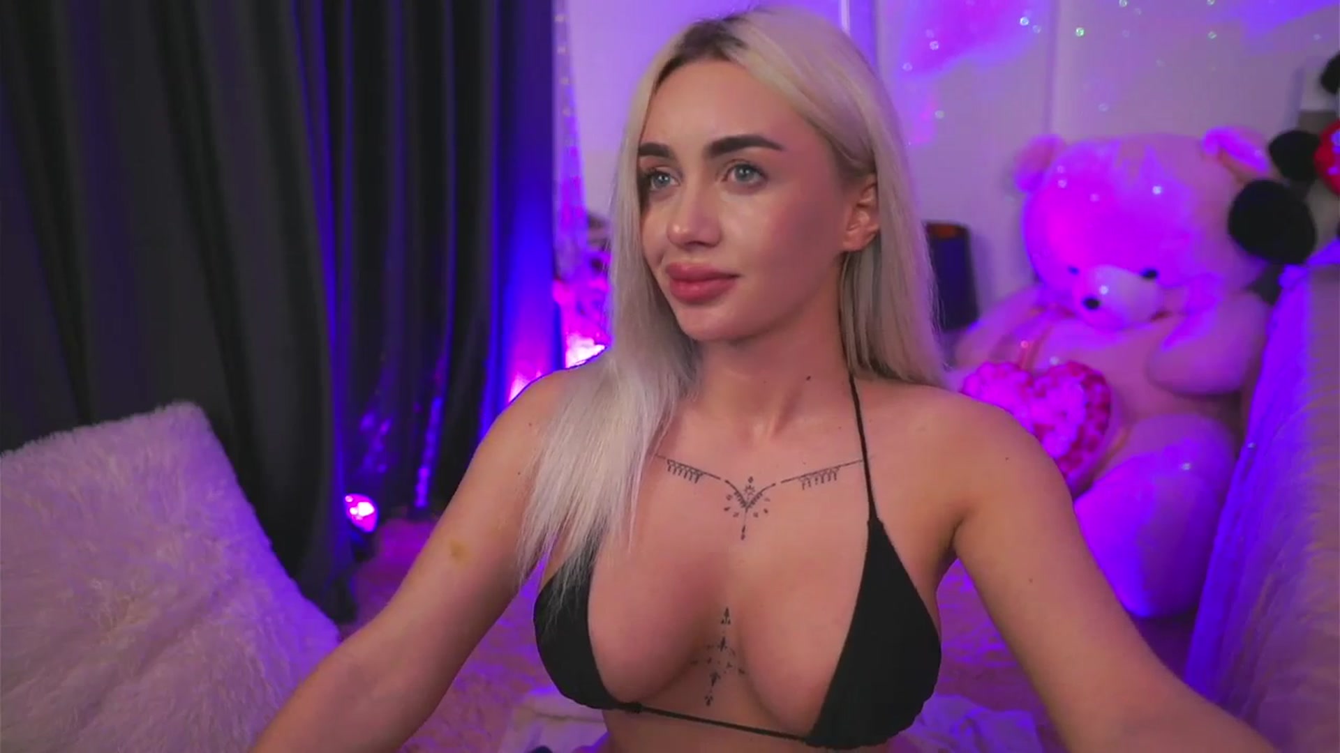 Gallery image thumbnail from Cute_Blondie's myfreecams stream on, 03/08/2024, 09:05 image 5 of 20