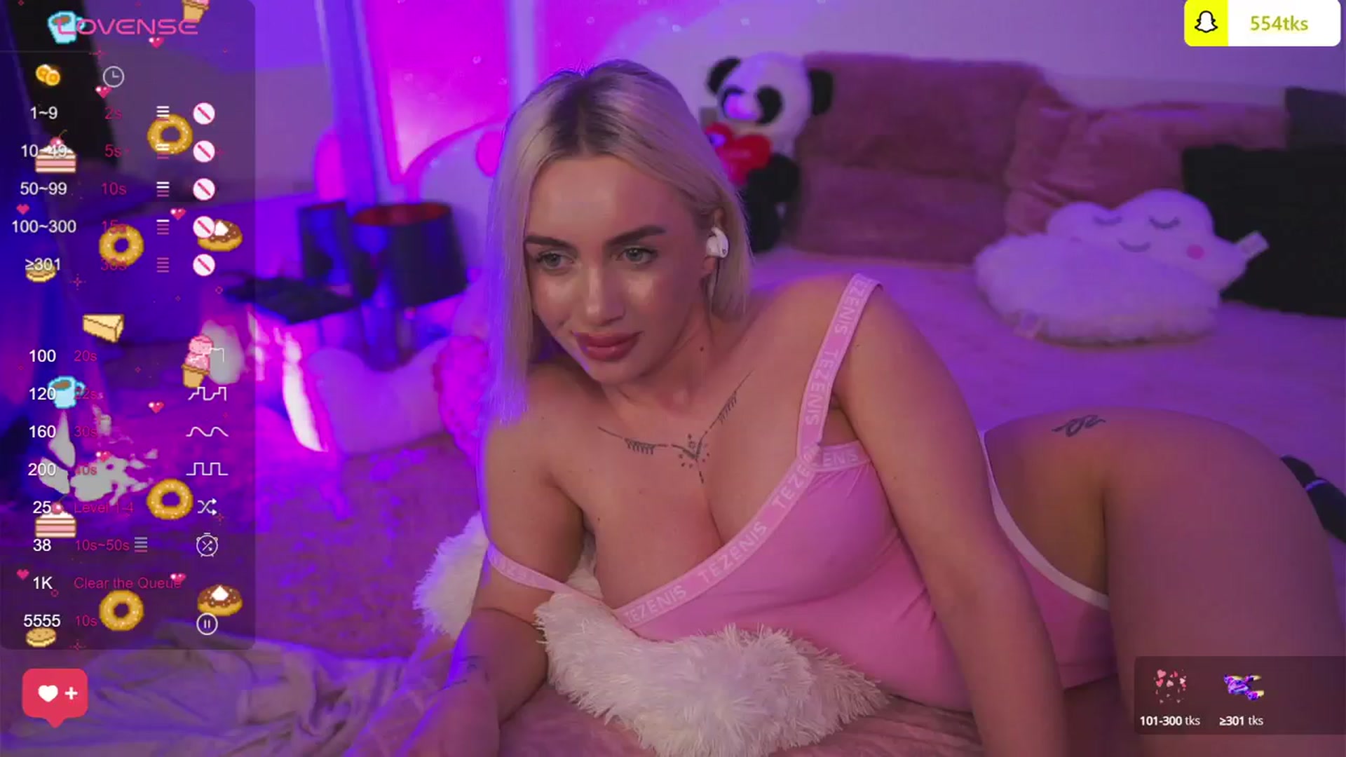 Gallery image thumbnail from Cute_Blondie's myfreecams stream on, 03/13/2024, 13:34 image 14 of 20