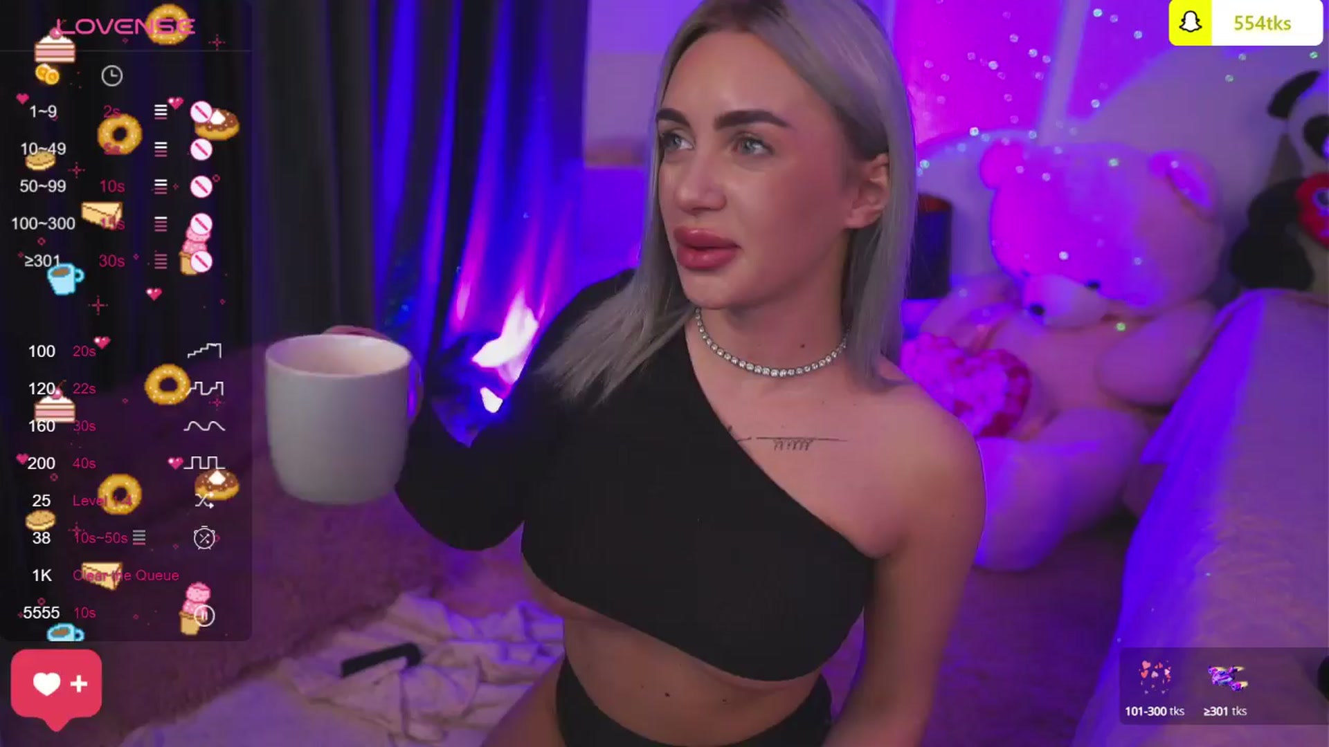 Gallery image thumbnail from Cute_Blondie's myfreecams stream on, 03/28/2024, 07:32 image 16 of 20