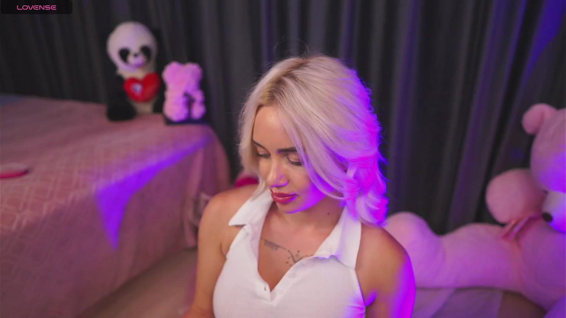 Gallery image thumbnail from Cute_Blondie's myfreecams stream on, 08/07/2024, 08:12 image 18 of 20