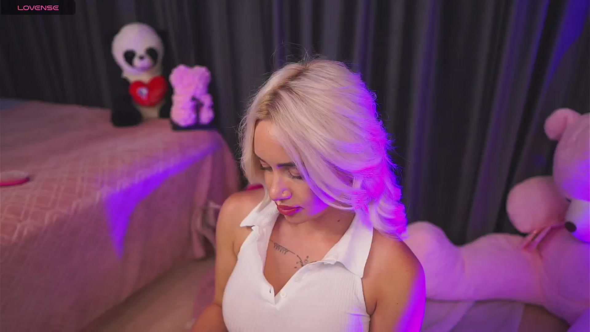 Gallery image thumbnail from Cute_Blondie's myfreecams stream on, 08/07/2024, 08:12 image 17 of 20