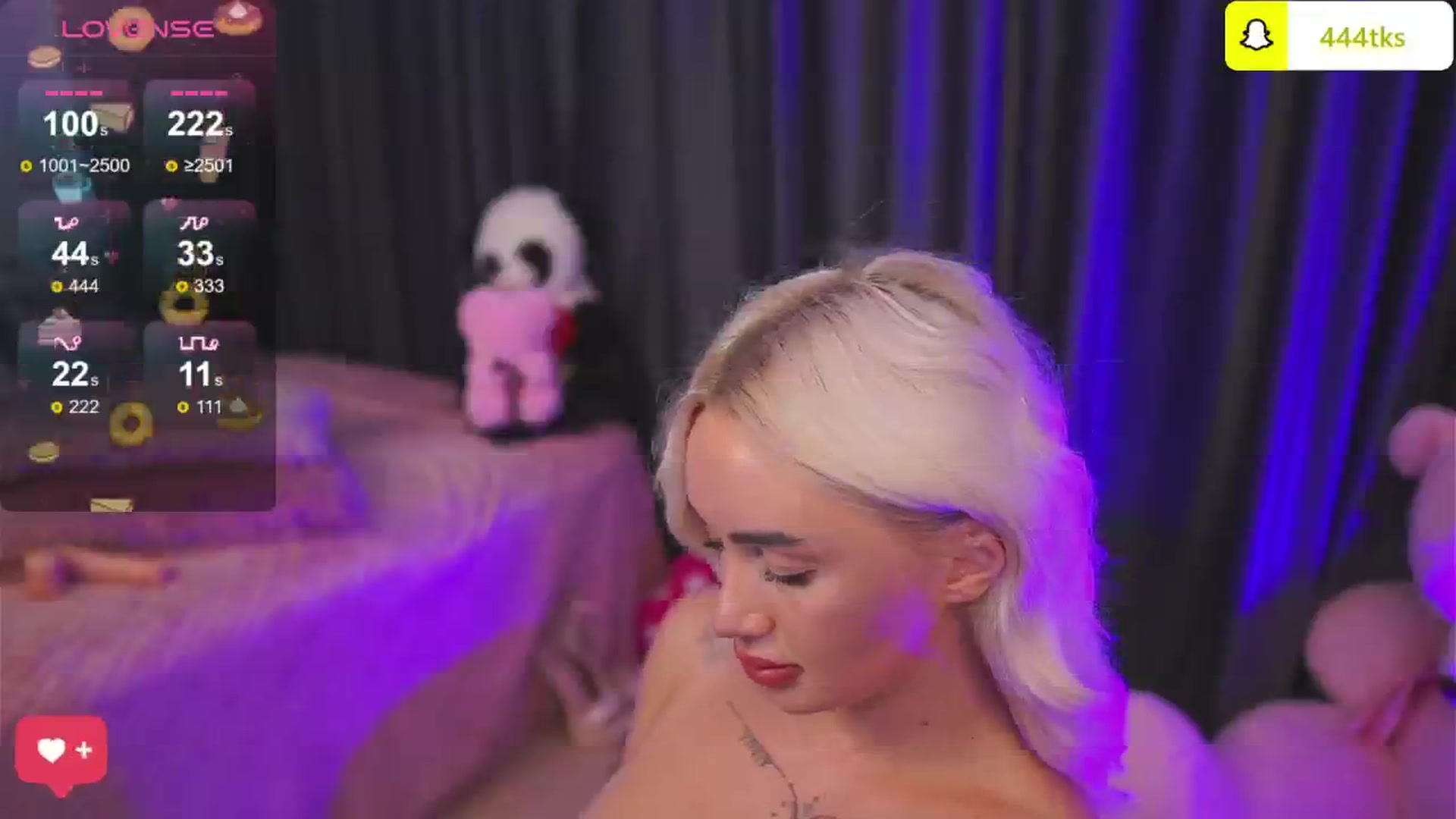 Gallery image thumbnail from Cute_Blondie's myfreecams stream on, 08/14/2024, 11:17 image 3 of 20