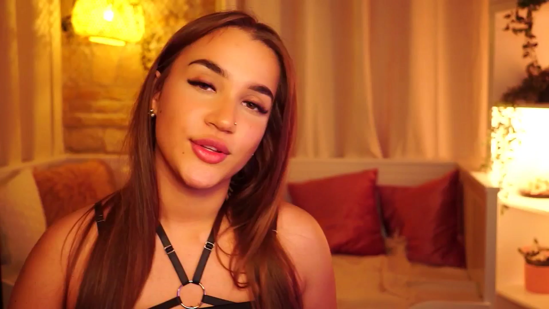 Gallery image thumbnail from Cute_Foxy's myfreecams stream on, 04/07/2025, 17:59 image 6 of 20