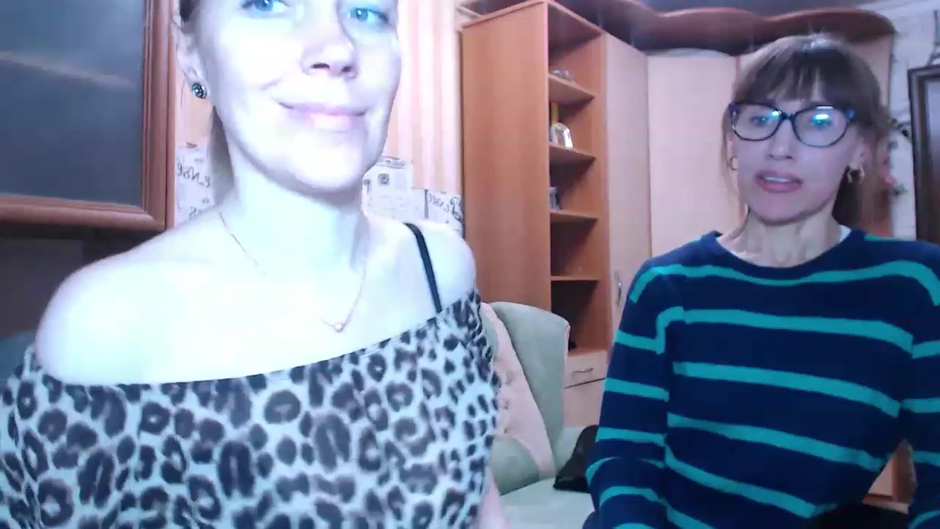 Gallery image thumbnail from Cute_Lion's myfreecams stream on, 11/14/2022, 18:00 image 7 of 20