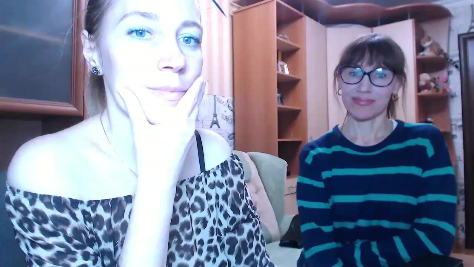 Gallery image thumbnail from Cute_Lion's myfreecams stream on, 11/14/2022, 18:00 image 8 of 20