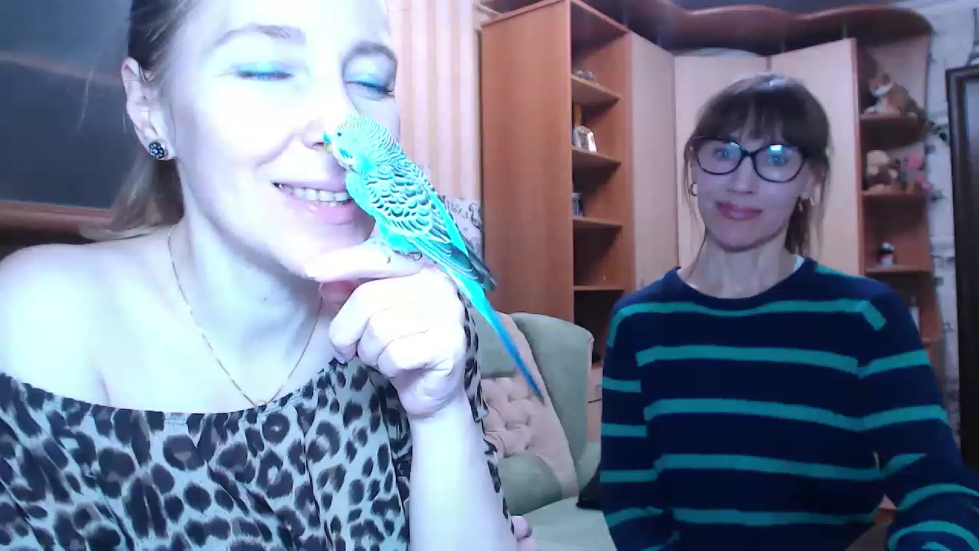Gallery image thumbnail from Cute_Lion's myfreecams stream on, 11/14/2022, 18:00 image 16 of 20