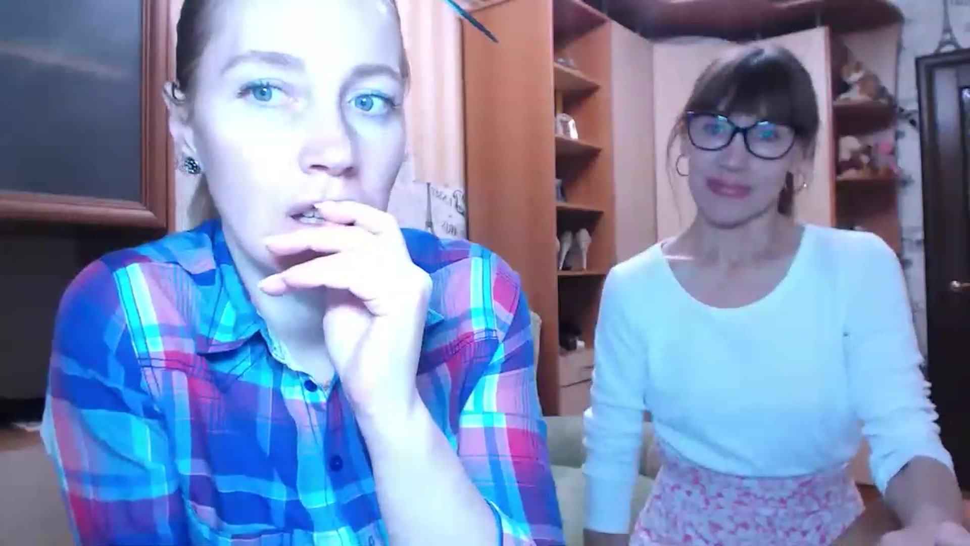 Gallery image thumbnail from Cute_Lion's myfreecams stream on, 11/16/2022, 16:03 image 19 of 20