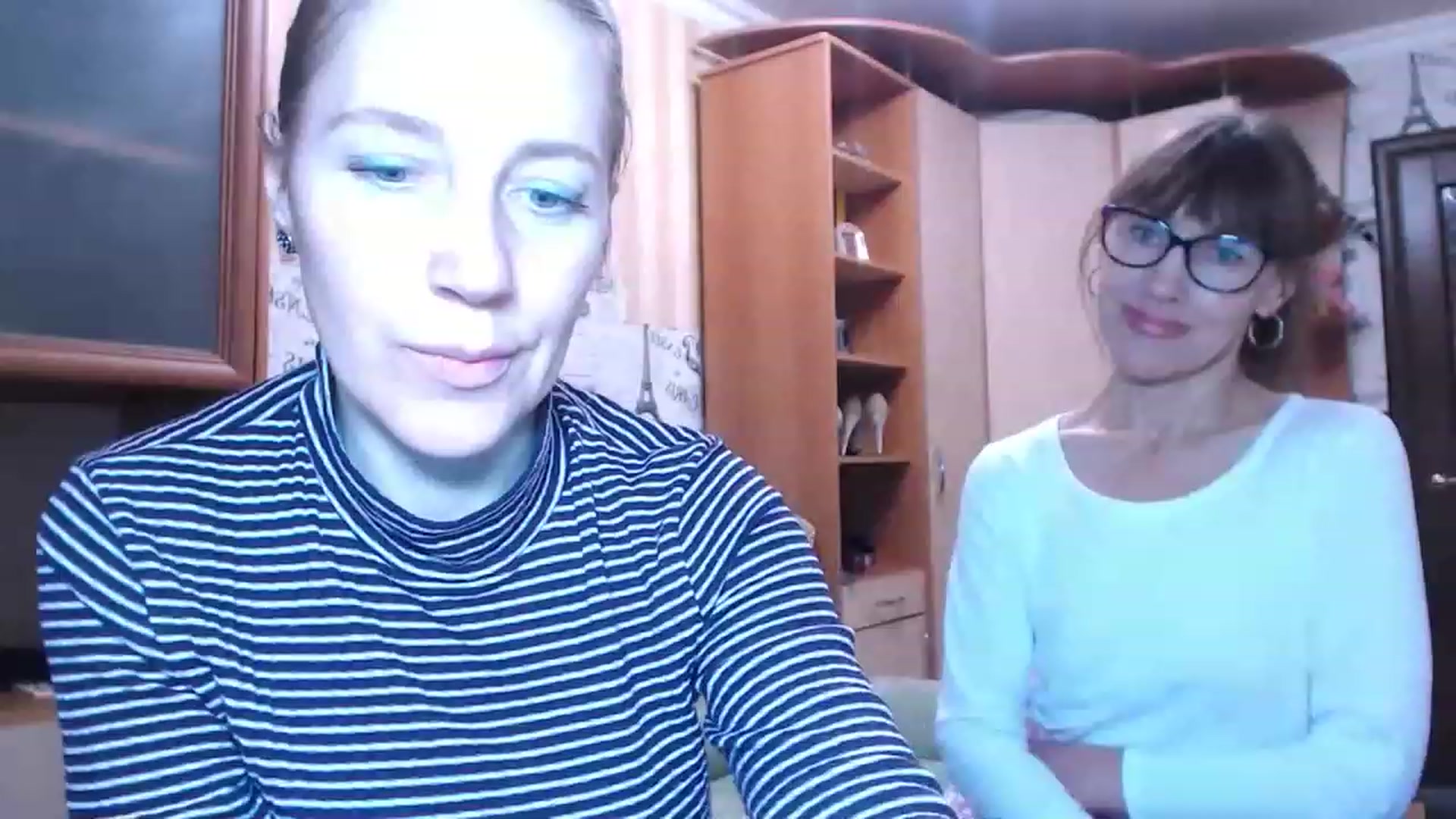 Gallery image thumbnail from Cute_Lion's myfreecams stream on, 11/16/2022, 17:42 image 13 of 20