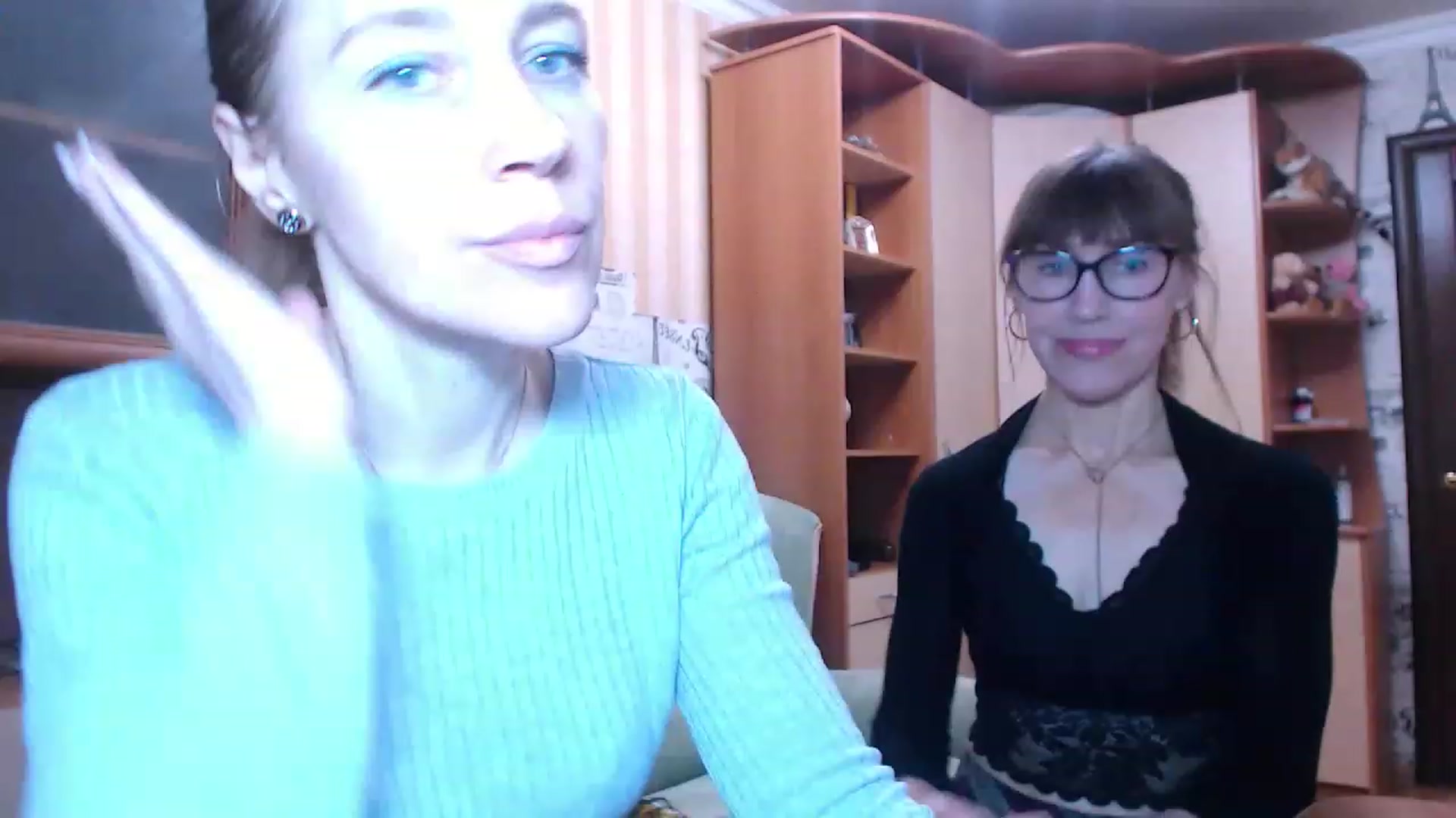 Gallery image thumbnail from Cute_Lion's myfreecams stream on, 11/17/2022, 14:51 image 11 of 20