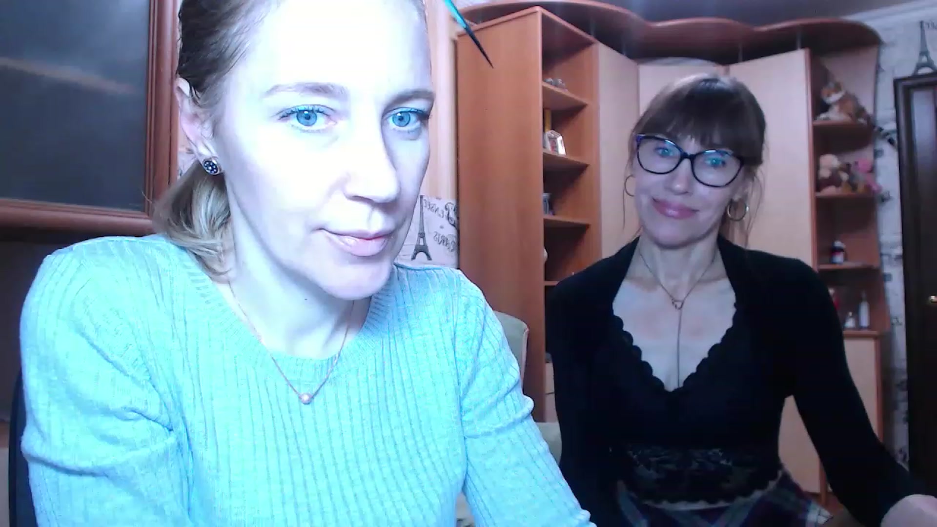 Gallery image thumbnail from Cute_Lion's myfreecams stream on, 11/17/2022, 17:45 image 10 of 20