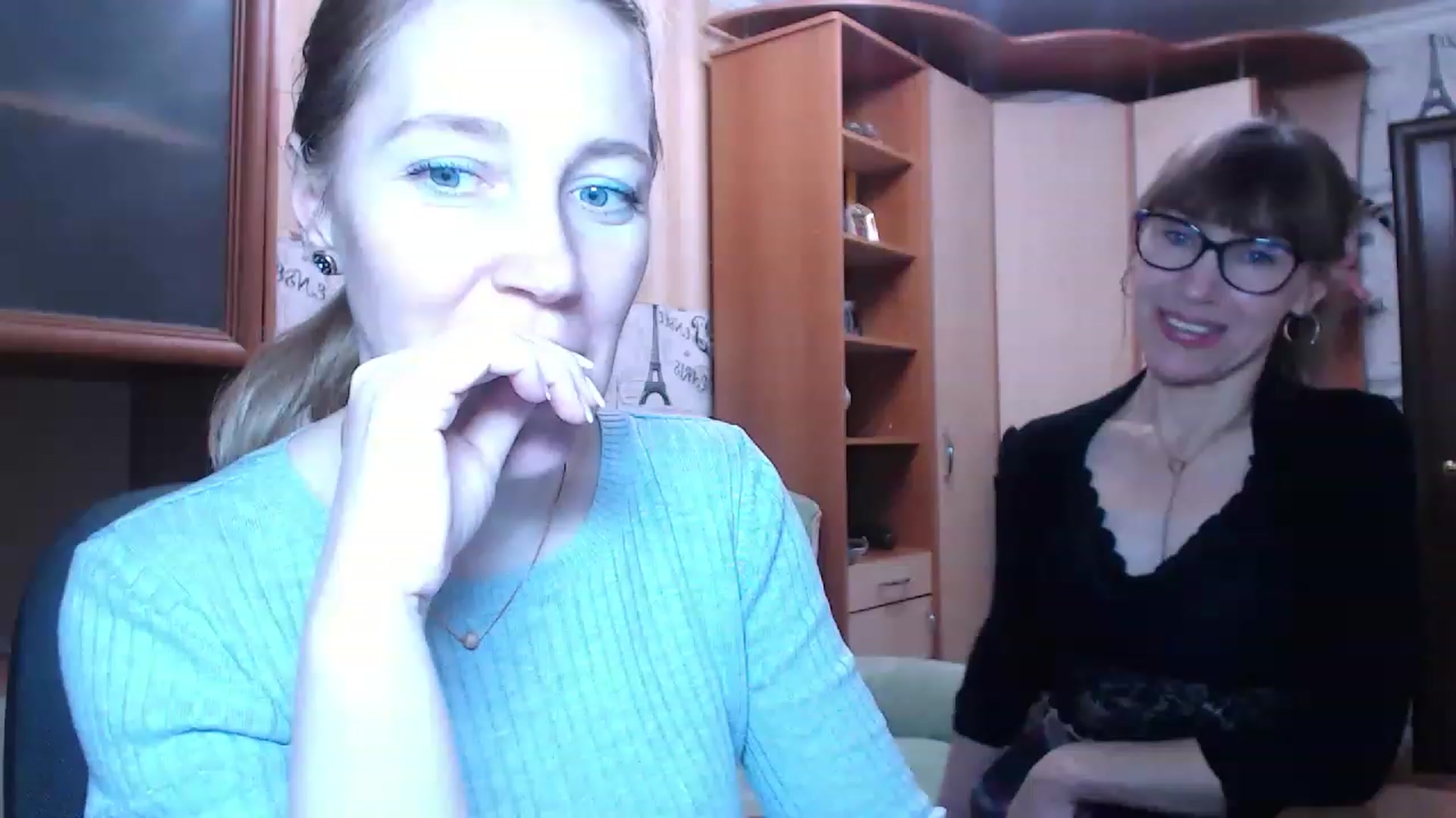 Gallery image thumbnail from Cute_Lion's myfreecams stream on, 11/17/2022, 17:45 image 16 of 20