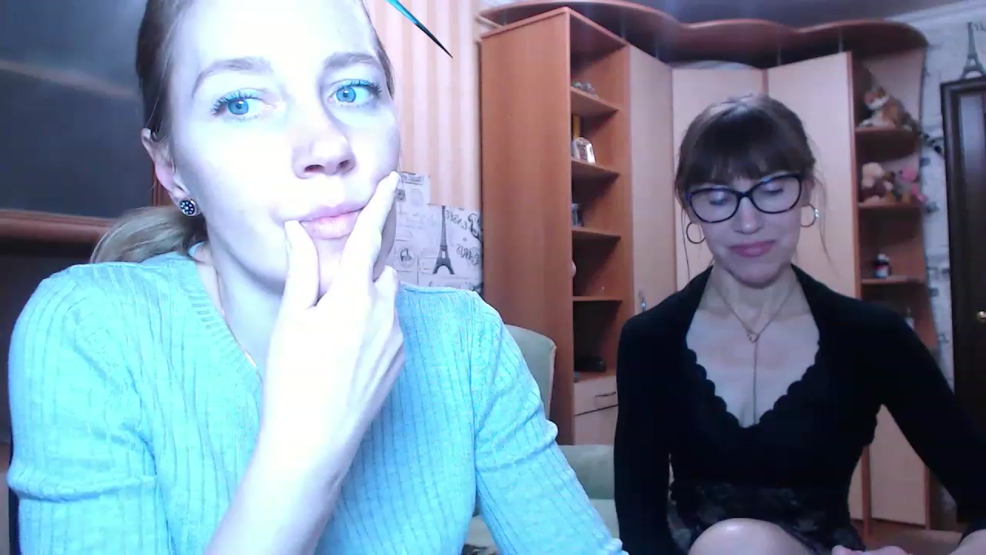 Gallery image thumbnail from Cute_Lion's myfreecams stream on, 11/17/2022, 17:45 image 9 of 20