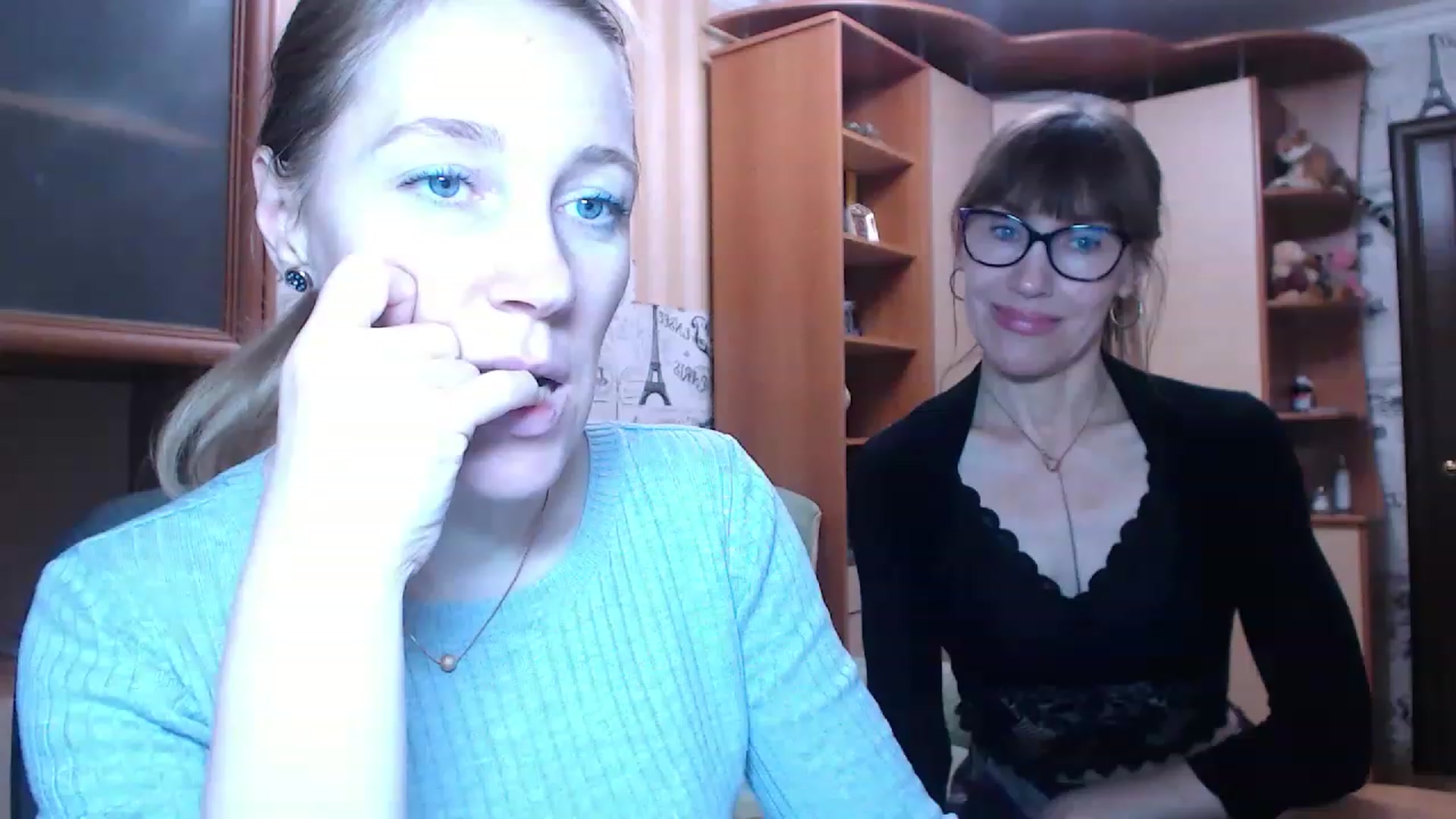 Gallery image thumbnail from Cute_Lion's myfreecams stream on, 11/17/2022, 17:45 image 17 of 20