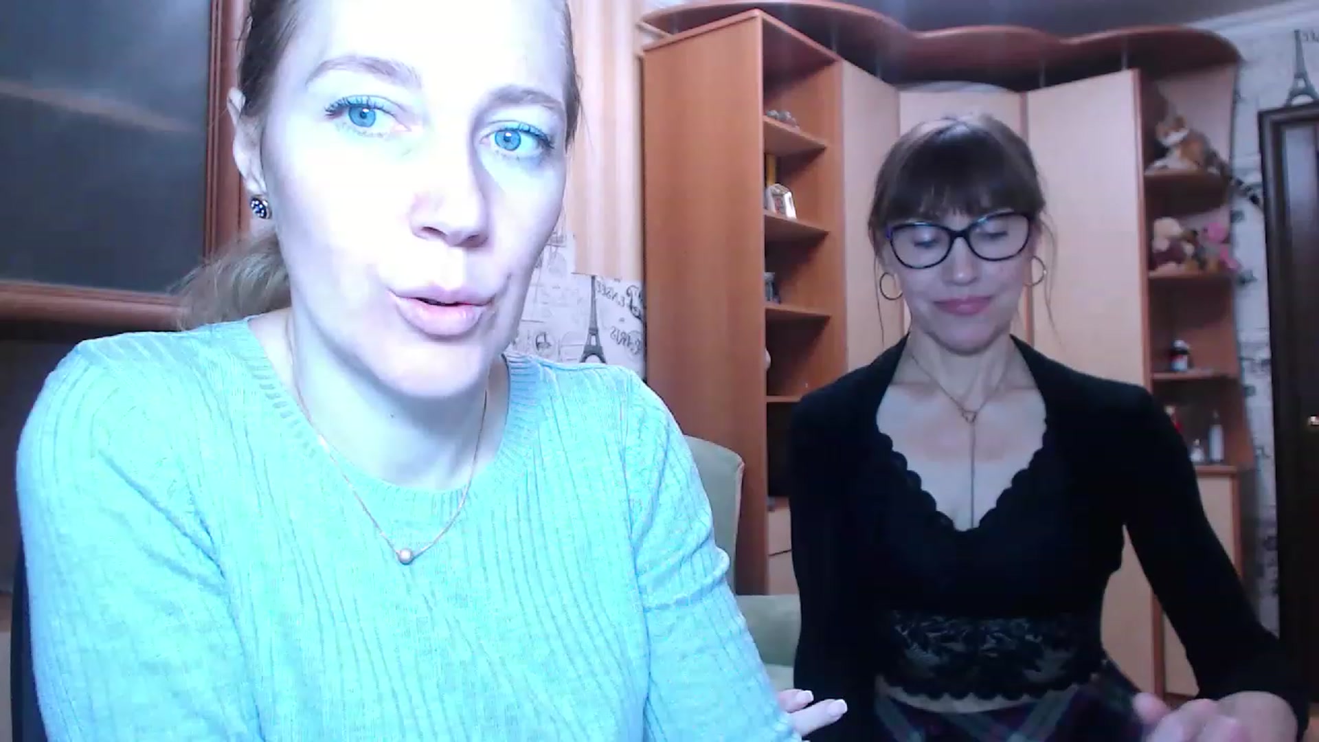 Gallery image thumbnail from Cute_Lion's myfreecams stream on, 11/17/2022, 17:45 image 3 of 20