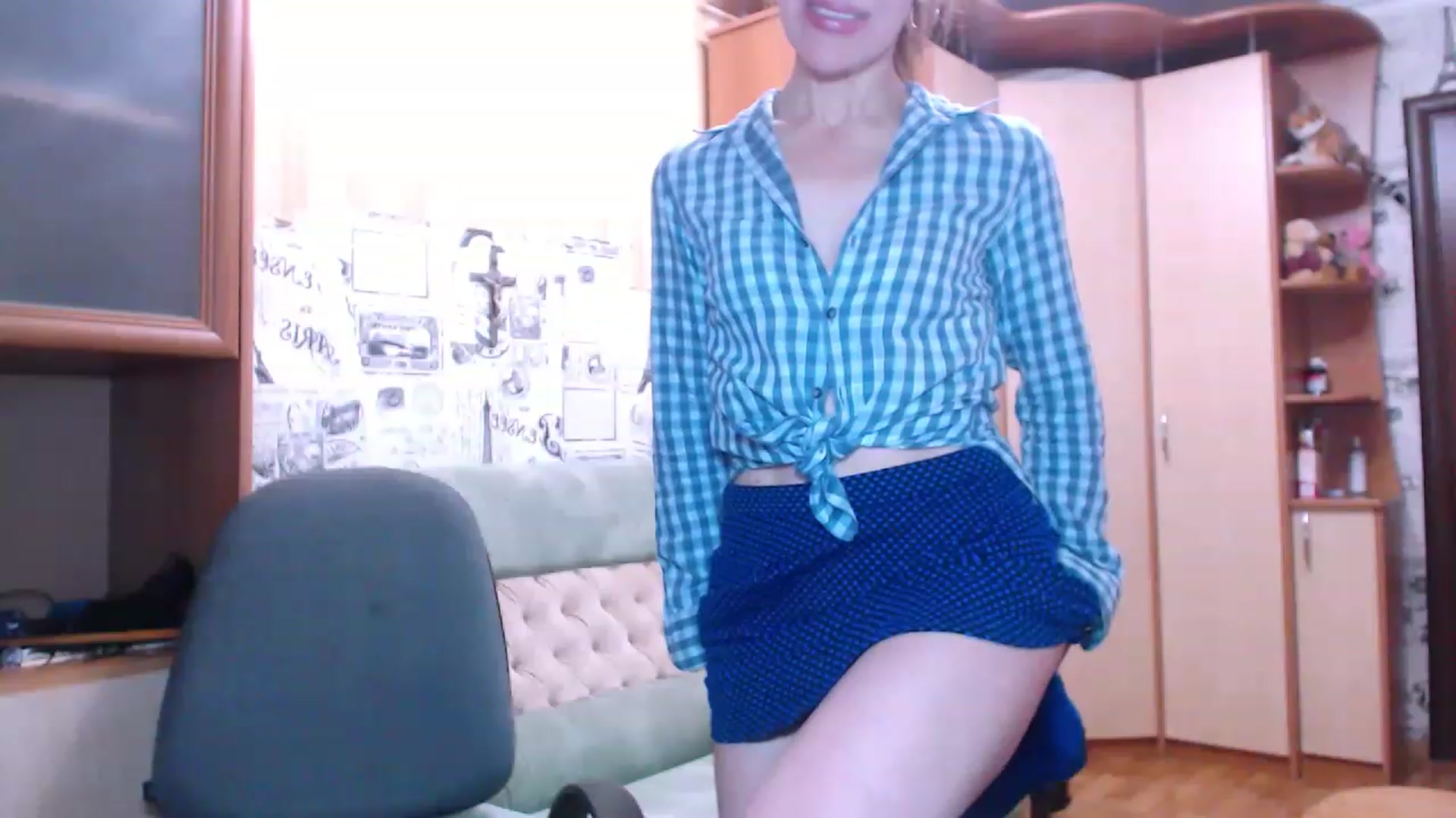 Gallery image thumbnail from Cute_Lion's myfreecams stream on, 11/20/2022, 17:02 image 14 of 20
