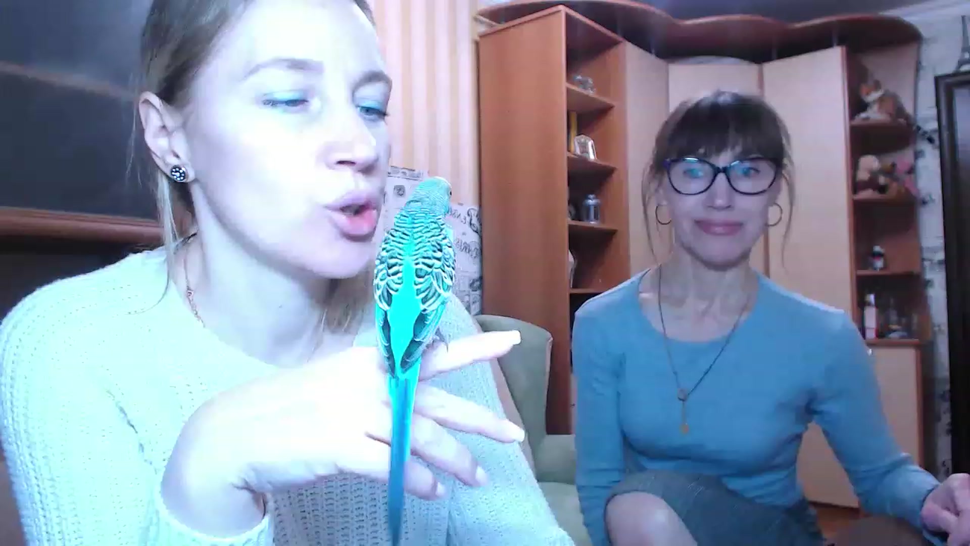 Gallery image thumbnail from Cute_Lion's myfreecams stream on, 11/27/2022, 16:23 image 3 of 20