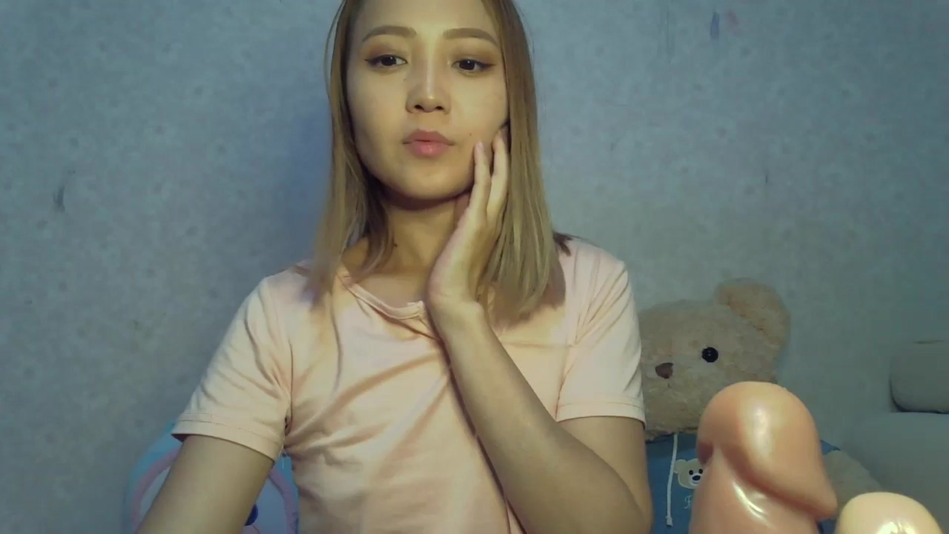 Gallery image thumbnail from Cute_TinyAni's myfreecams stream on, 09/21/2024, 16:23 image 18 of 20