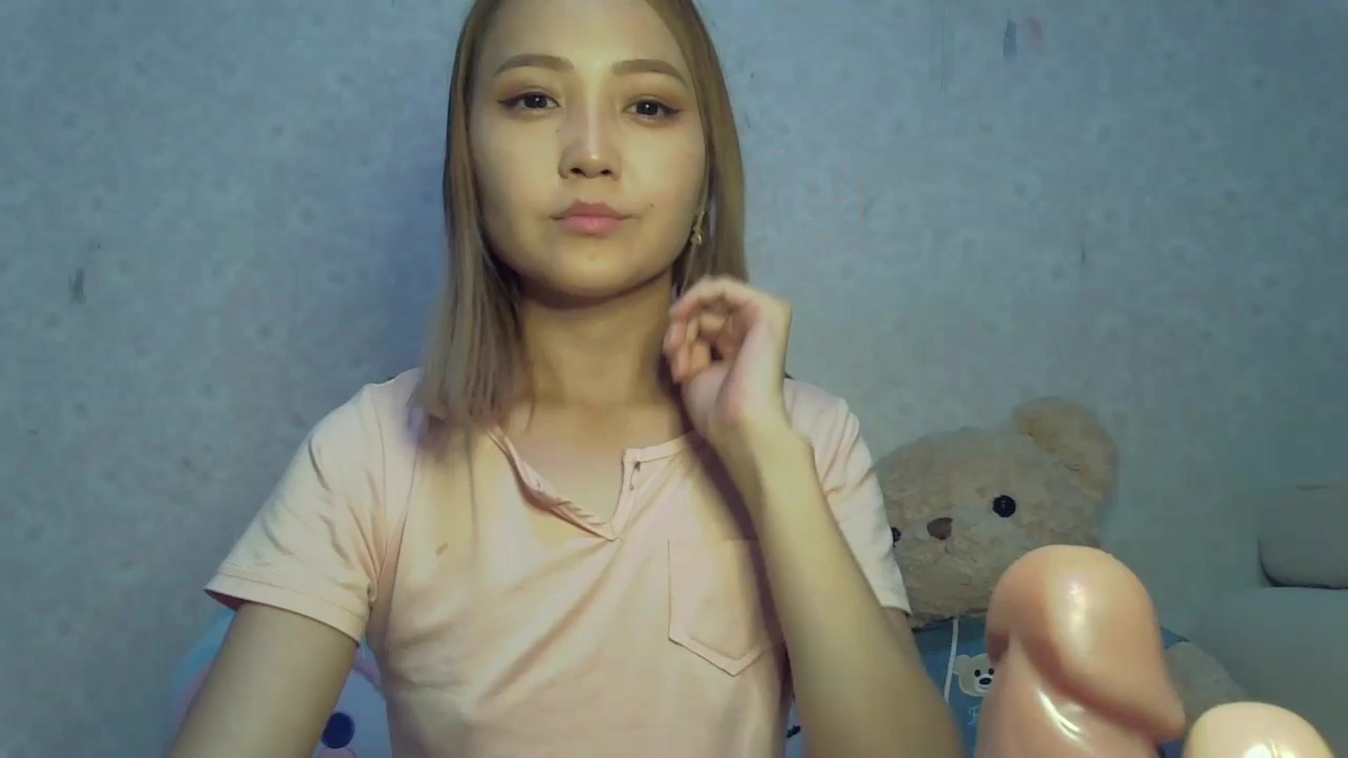 Gallery image thumbnail from Cute_TinyAni's myfreecams stream on, 09/21/2024, 16:23 image 15 of 20