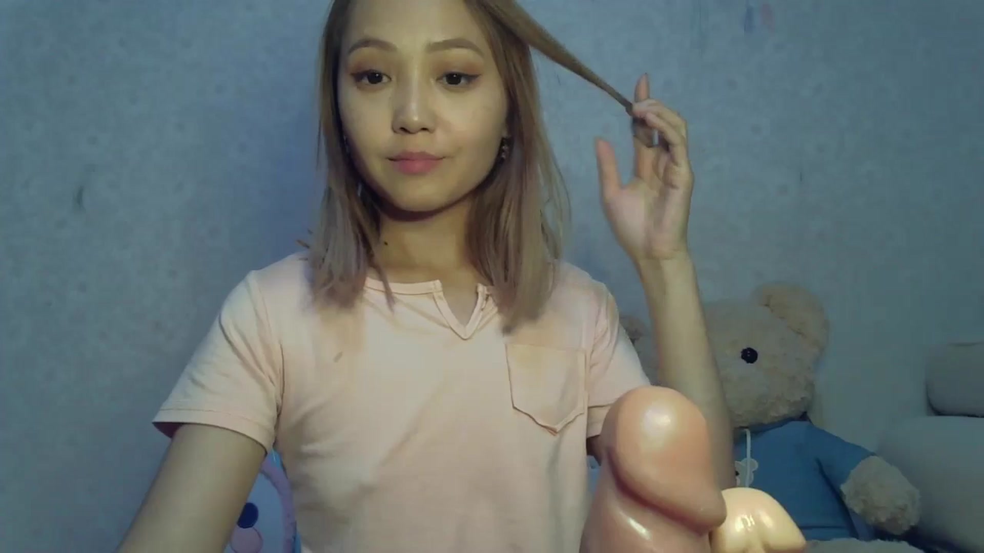 Gallery image thumbnail from Cute_TinyAni's myfreecams stream on, 09/21/2024, 19:14 image 8 of 20