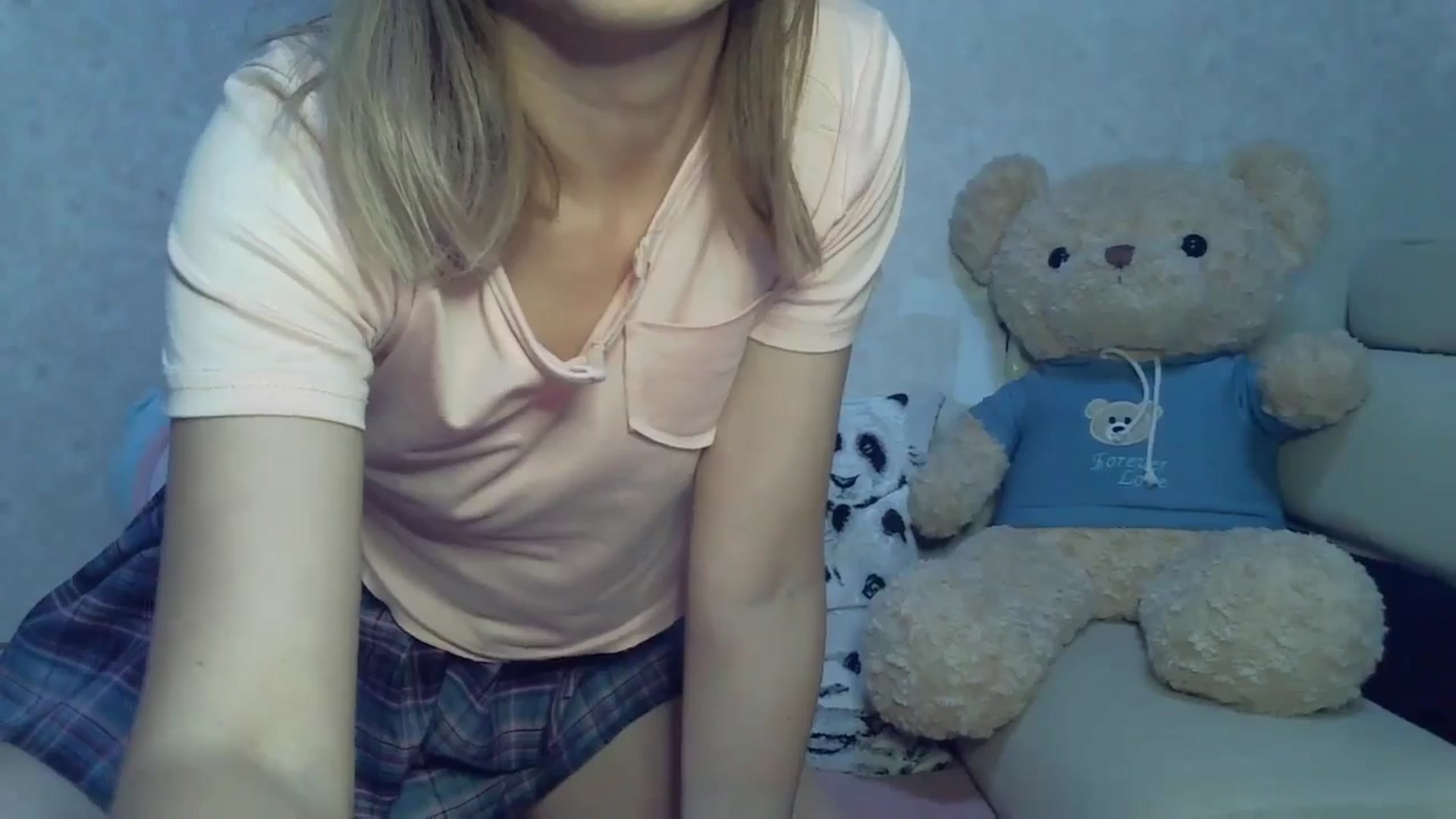 Gallery image thumbnail from Cute_TinyAni's myfreecams stream on, 09/22/2024, 12:40 image 19 of 20