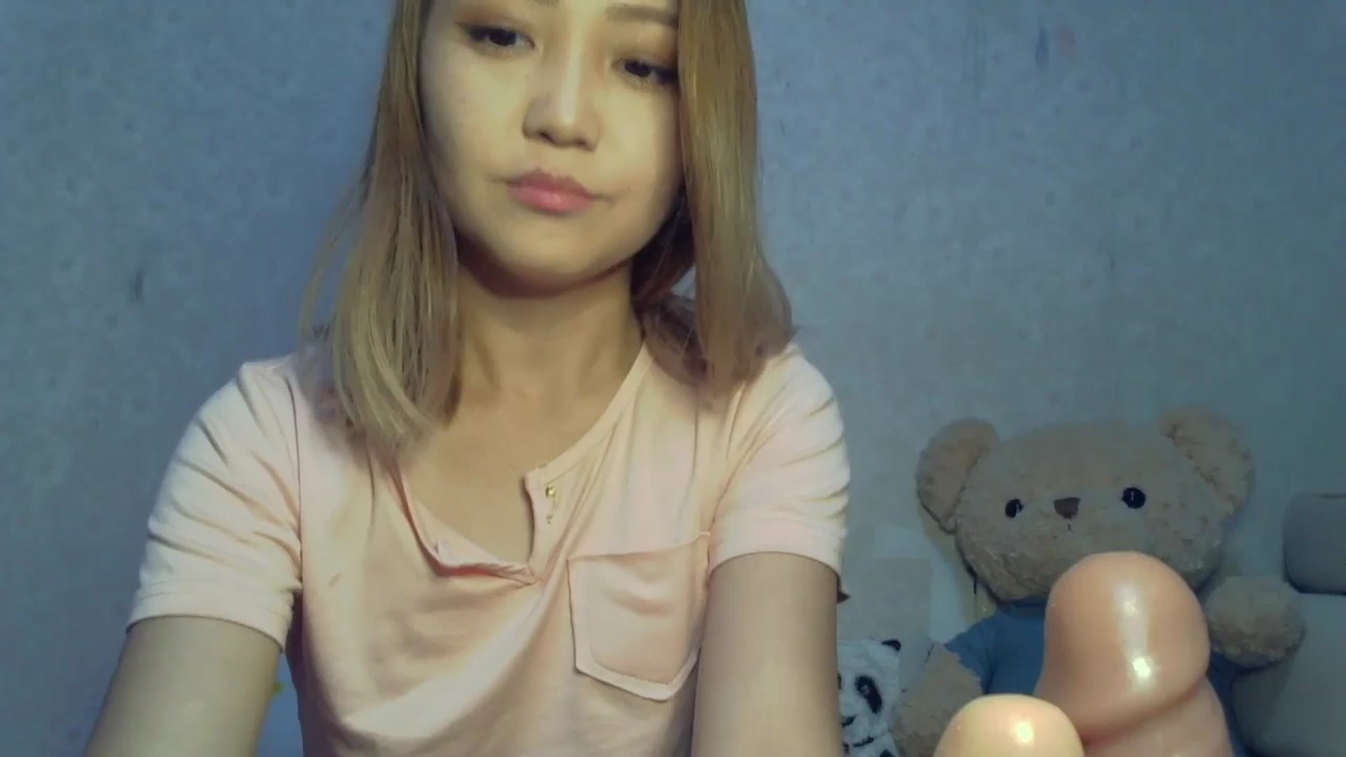 Gallery image thumbnail from Cute_TinyAni's myfreecams stream on, 09/22/2024, 12:40 image 8 of 20