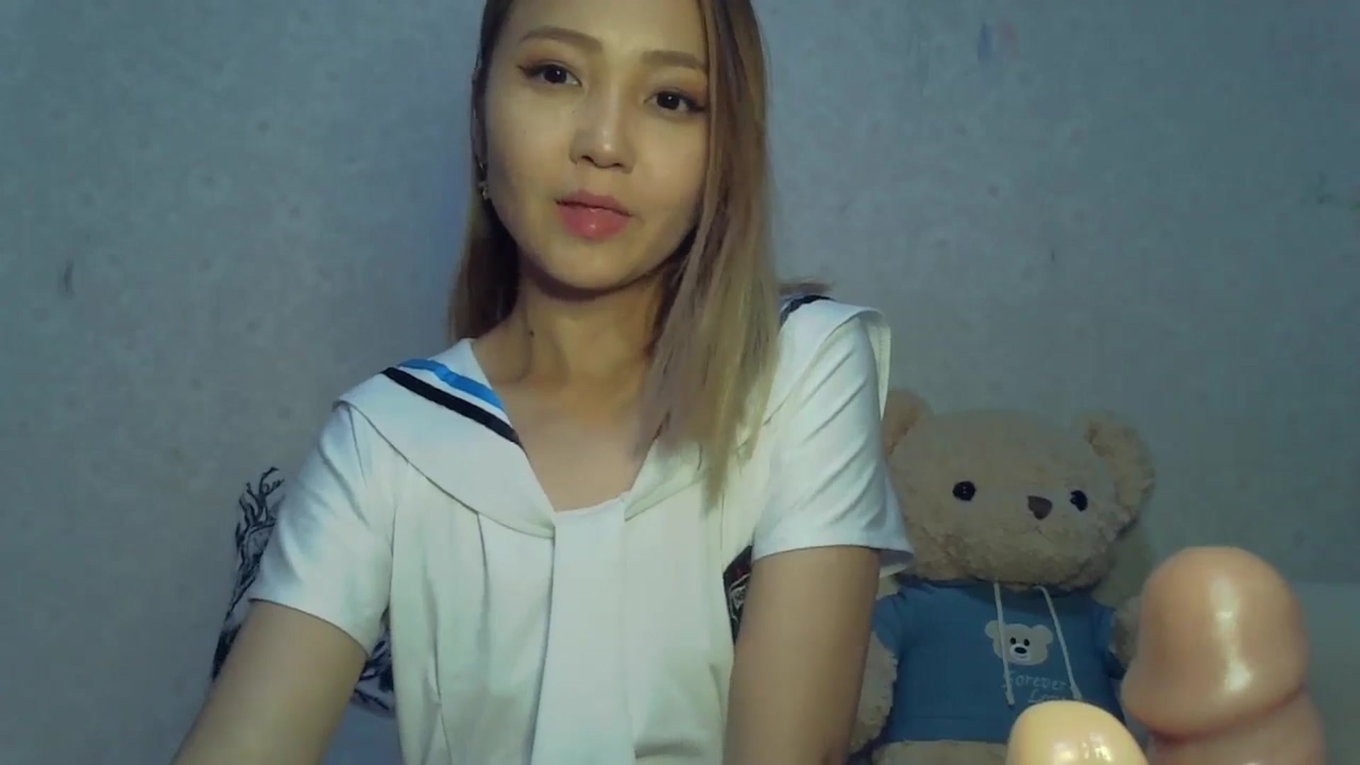 Gallery image thumbnail from Cute_TinyAni's myfreecams stream on, 09/23/2024, 15:54 image 16 of 20
