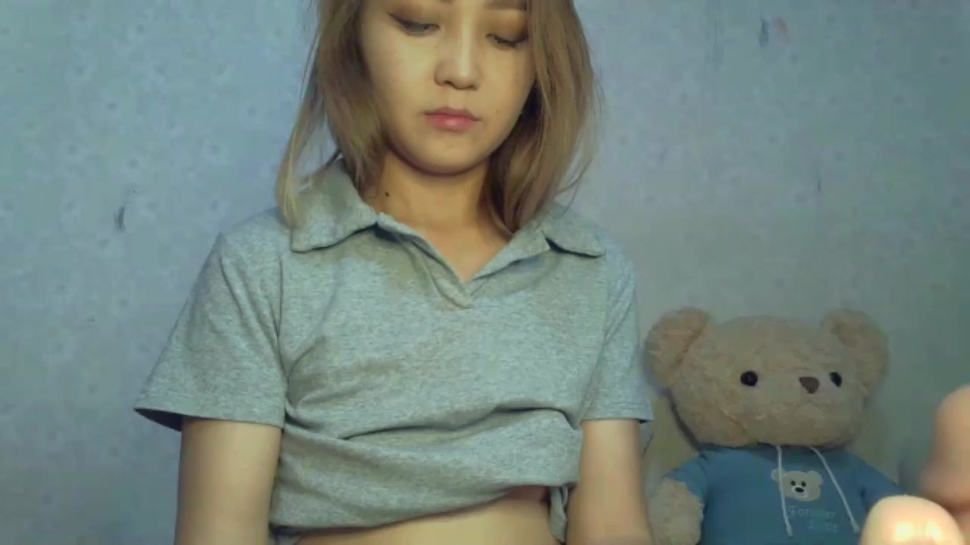 Gallery image thumbnail from Cute_TinyAni's myfreecams stream on, 09/25/2024, 08:35 image 18 of 20