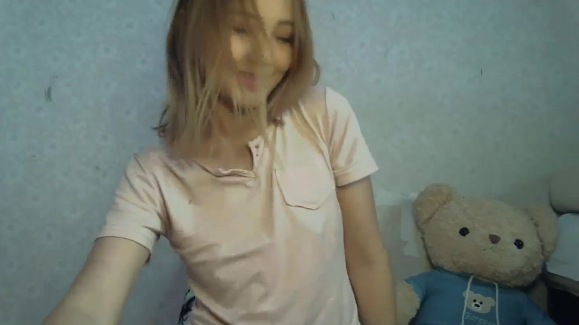 Gallery image thumbnail from Cute_TinyAni's myfreecams stream on, 09/28/2024, 07:43 image 11 of 20