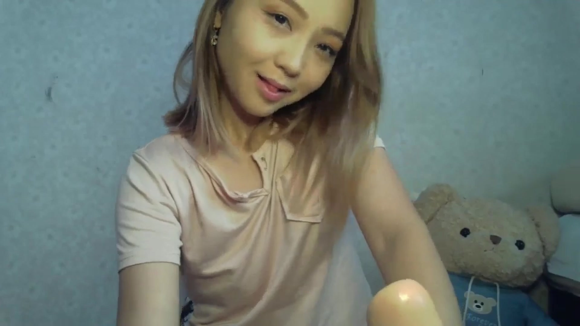 Gallery image thumbnail from Cute_TinyAni's myfreecams stream on, 09/28/2024, 07:43 image 12 of 20